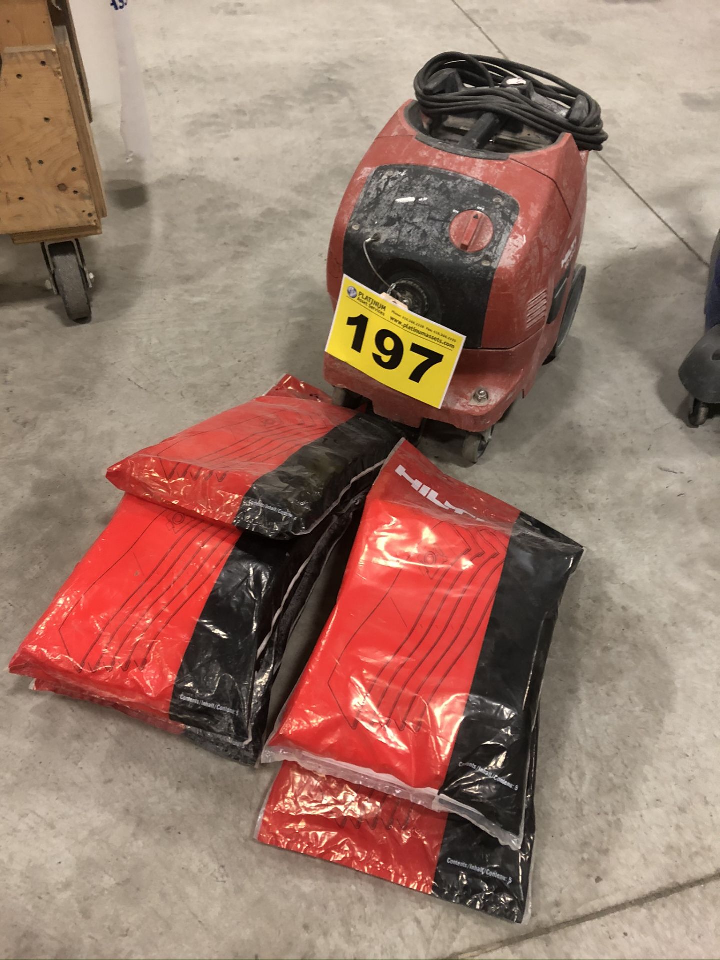 HILTI, VC-20U, UNIVERSAL VACUUM CLEANER WITH (25) BAGS OF HILTI, 203859, HEPA FLEECE BAGS