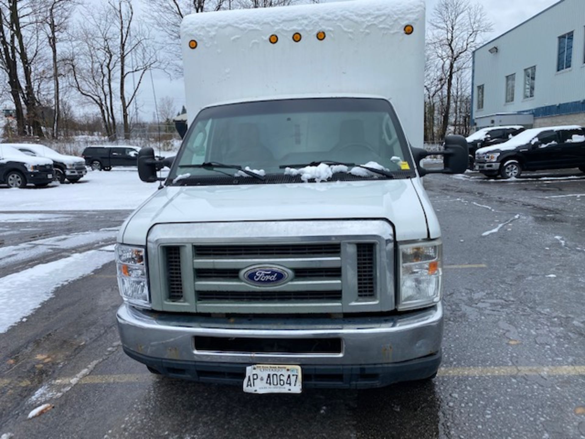 FORD, E-450, CUBE VAN, 16' BOX, RWD, 5.4 L V8 GASOLINE ENGINE, 245,196 KMS, VIN# - Image 2 of 20