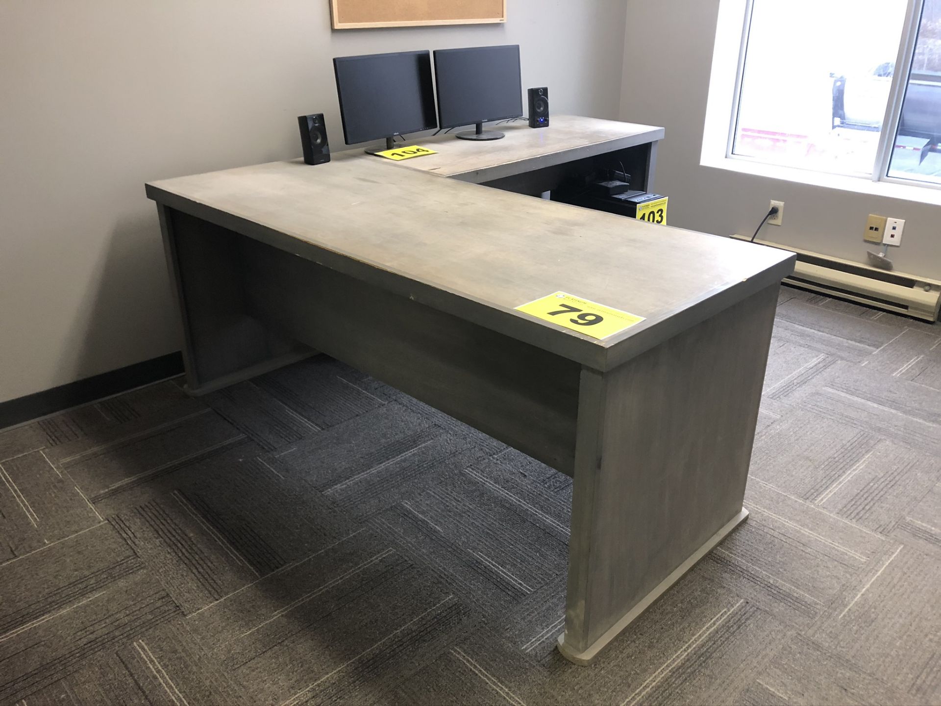 L-SHAPED, WOOD OFFICE DESK (DESK ONLY) - Image 2 of 2