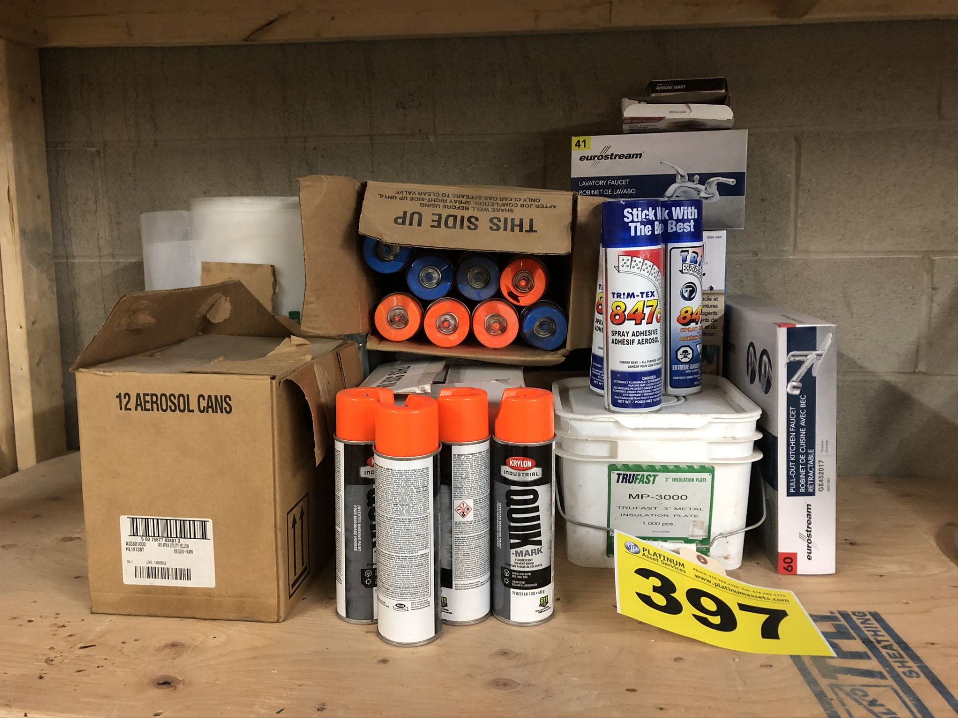 LOT OF ASSORTED CONSTRUCTION MATERIAL INCLUDING FASTENING PLATES, FAUCETS, SPRAY PAINT, ETC.