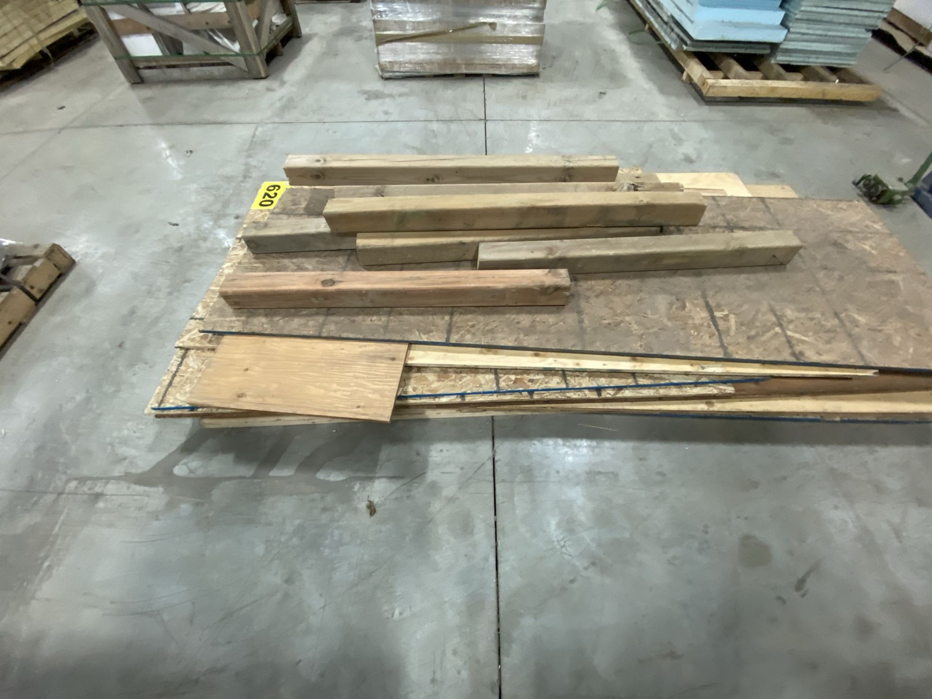 LOT OF FOUNDATION LUMBER FROM PLYWOOD BOARD - Image 3 of 3
