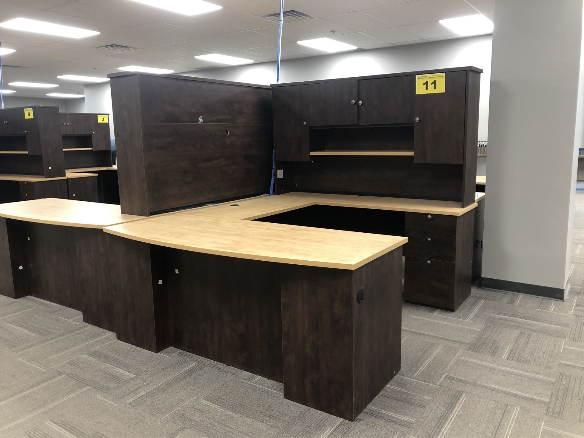 BROWN, U-SHAPED, OFFICE DESK WITH HUTCH, 7' X 6'