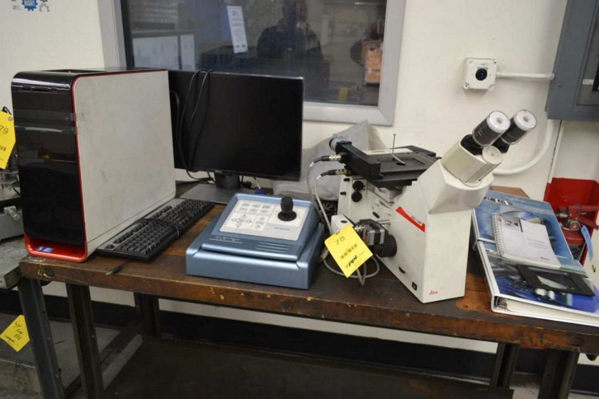 Leica DM-IRM Lab Microscope, with Clemex JS-2000 Joystick Control