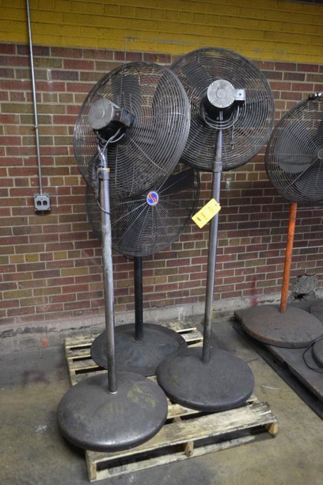 LOT: (3) Pedestal Fans