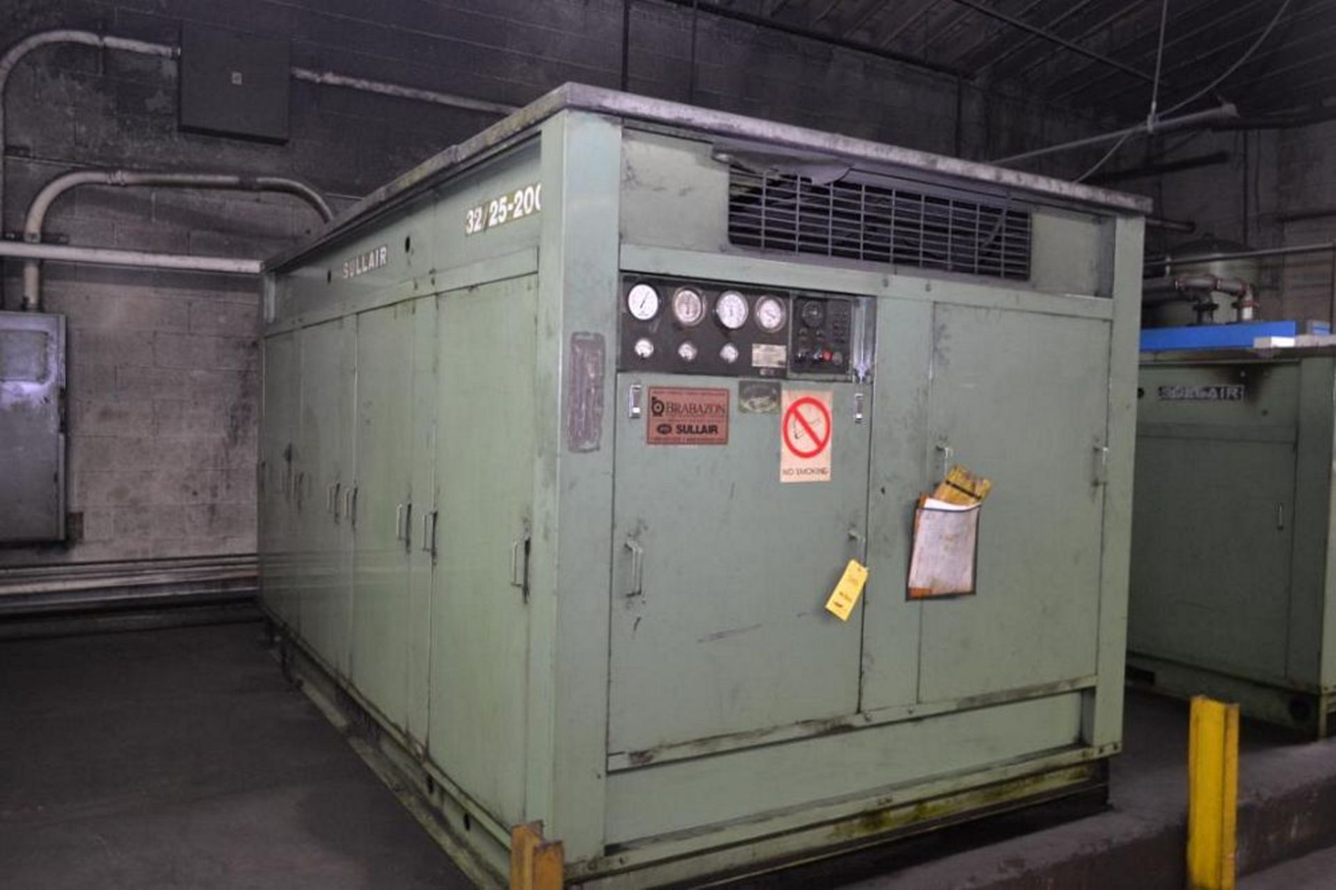 Sullair 200 HP Rotary Screw Air Compressor Model 32/25-200LACAC, S/N 003-76260 (48,790 hours)