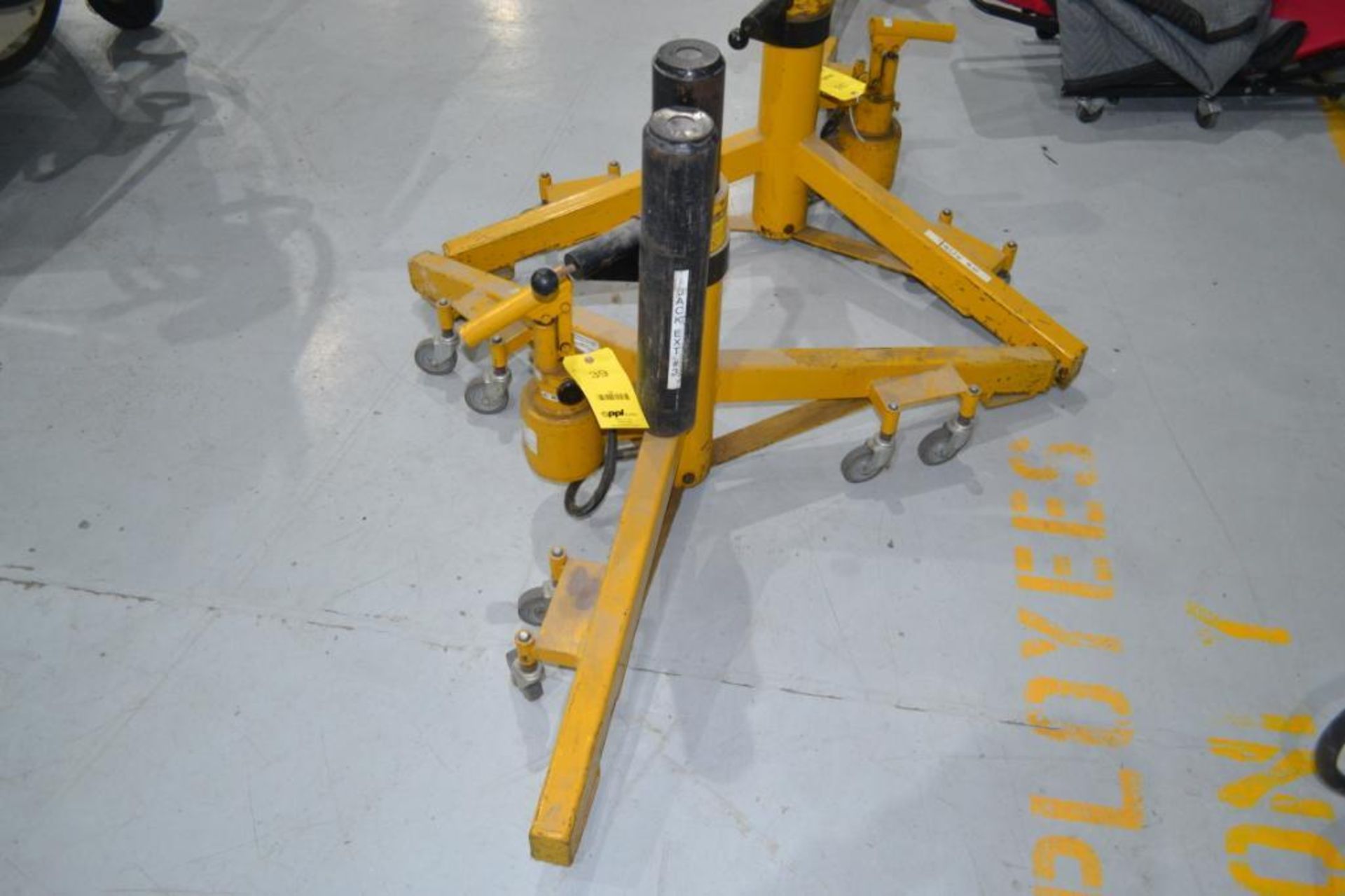 Meyer 8 Ton Portable Hydraulic Jack