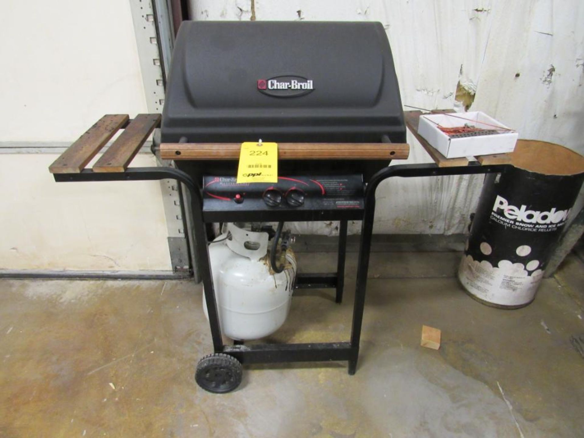 LOT: (1) Char-Broil Propane Grill (Area C)