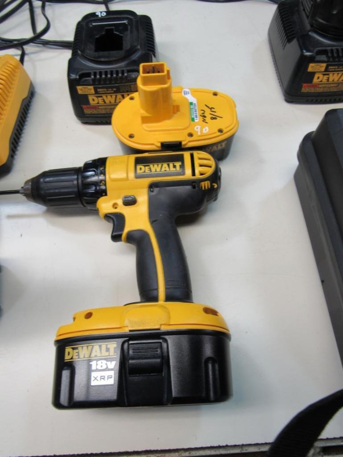 LOT: Dewalt 18 Volt Cordless Drill Driver, Charger, Extra Battery (no case) (Area A)