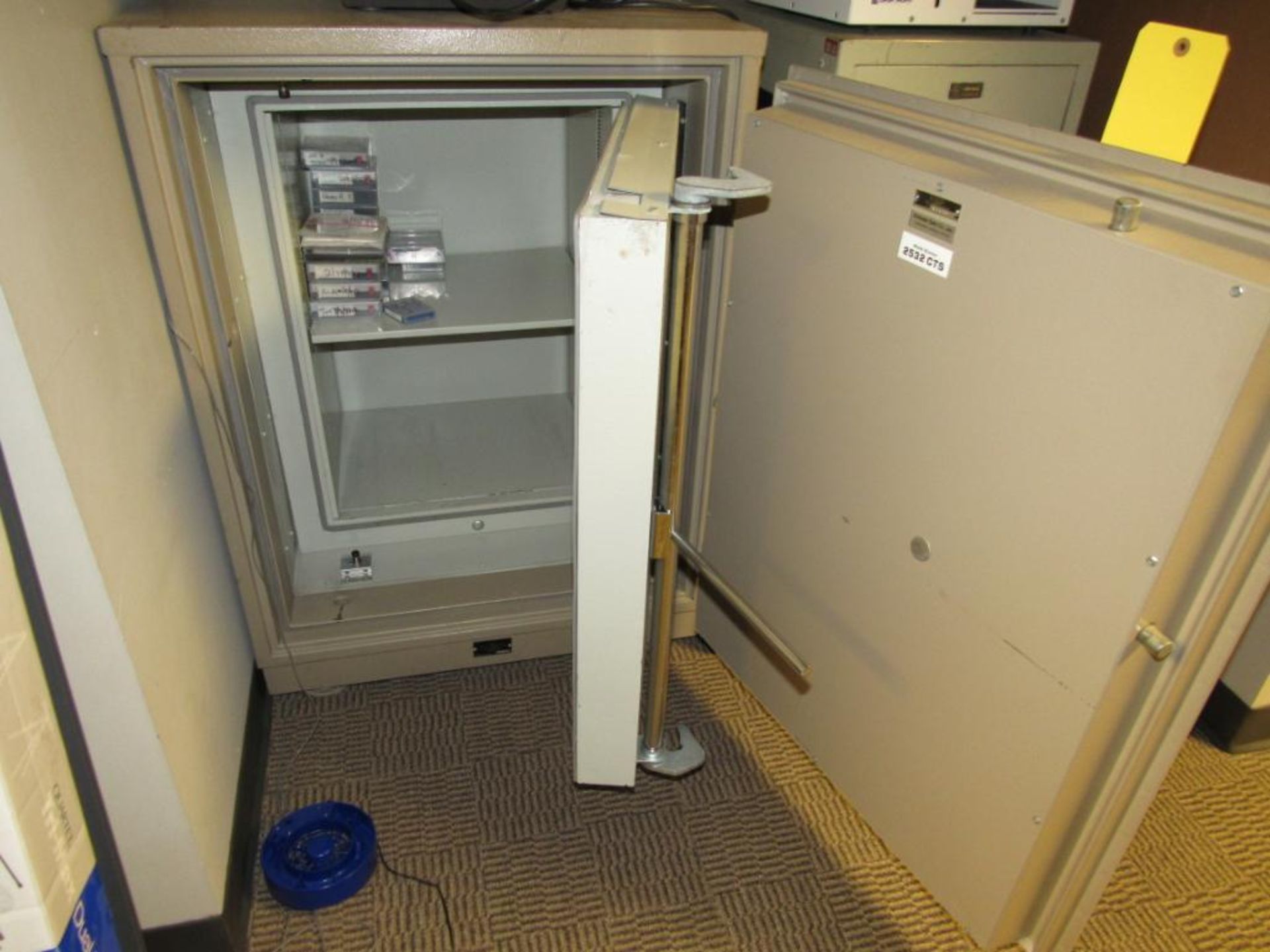 Schwab Fireproof Safe Model 2532-CTS (in 2nd floor office - Area L) - Image 2 of 2