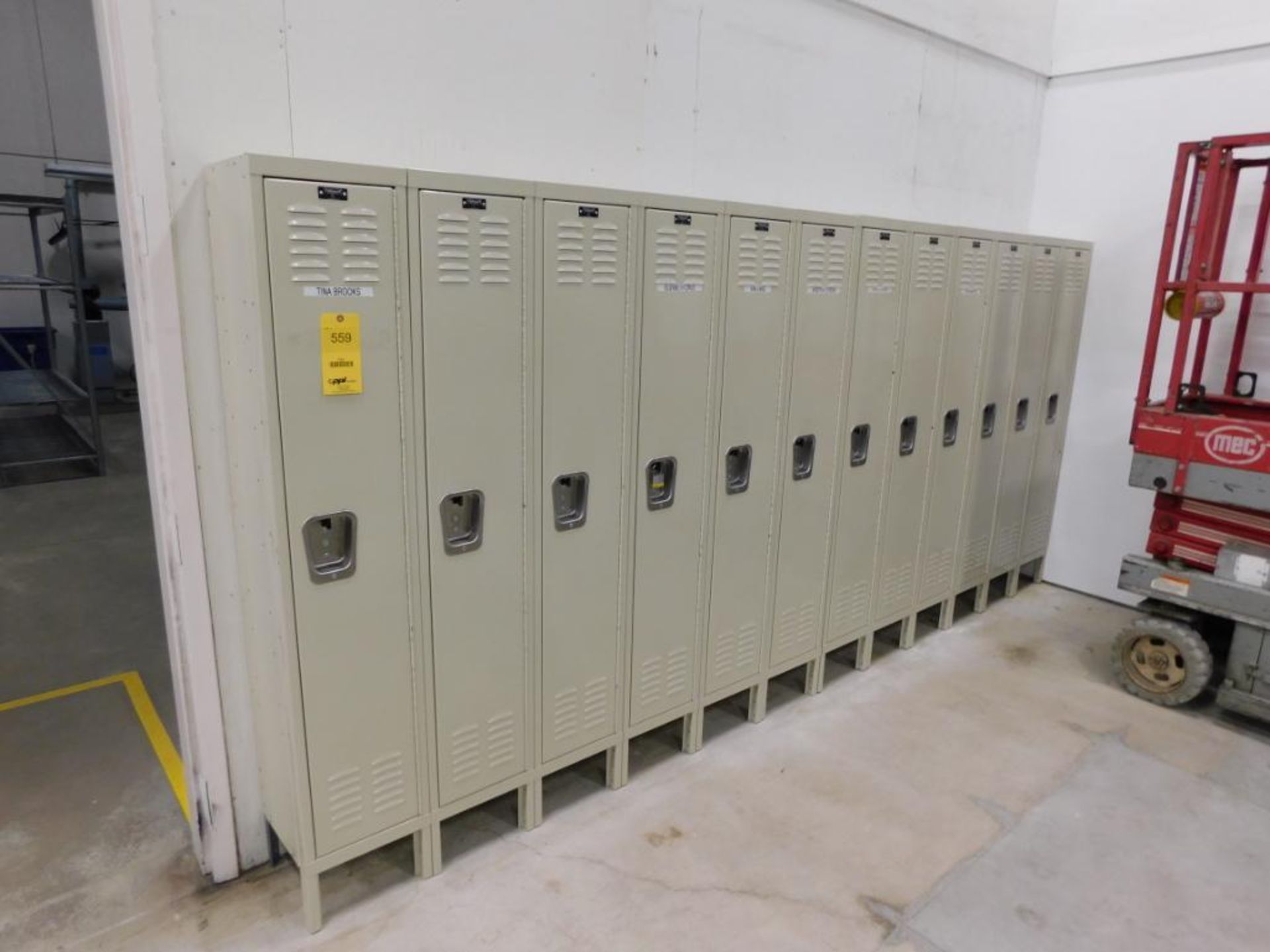 LOT: (12) Employee Lockers