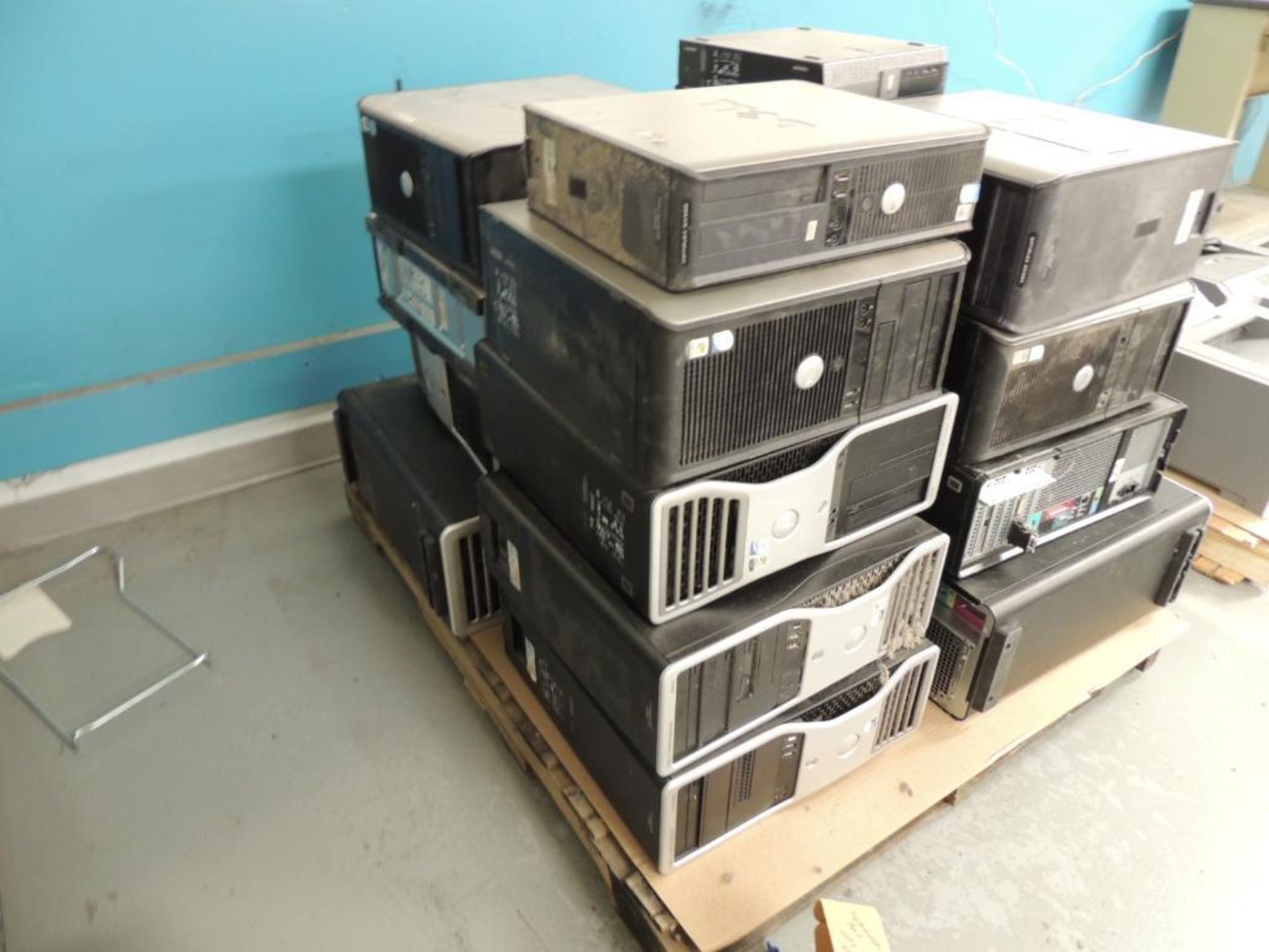 LOT: (20) HP & Dell, Desktops and Work Station Towers ( Hard Drives Removed) - Image 2 of 2