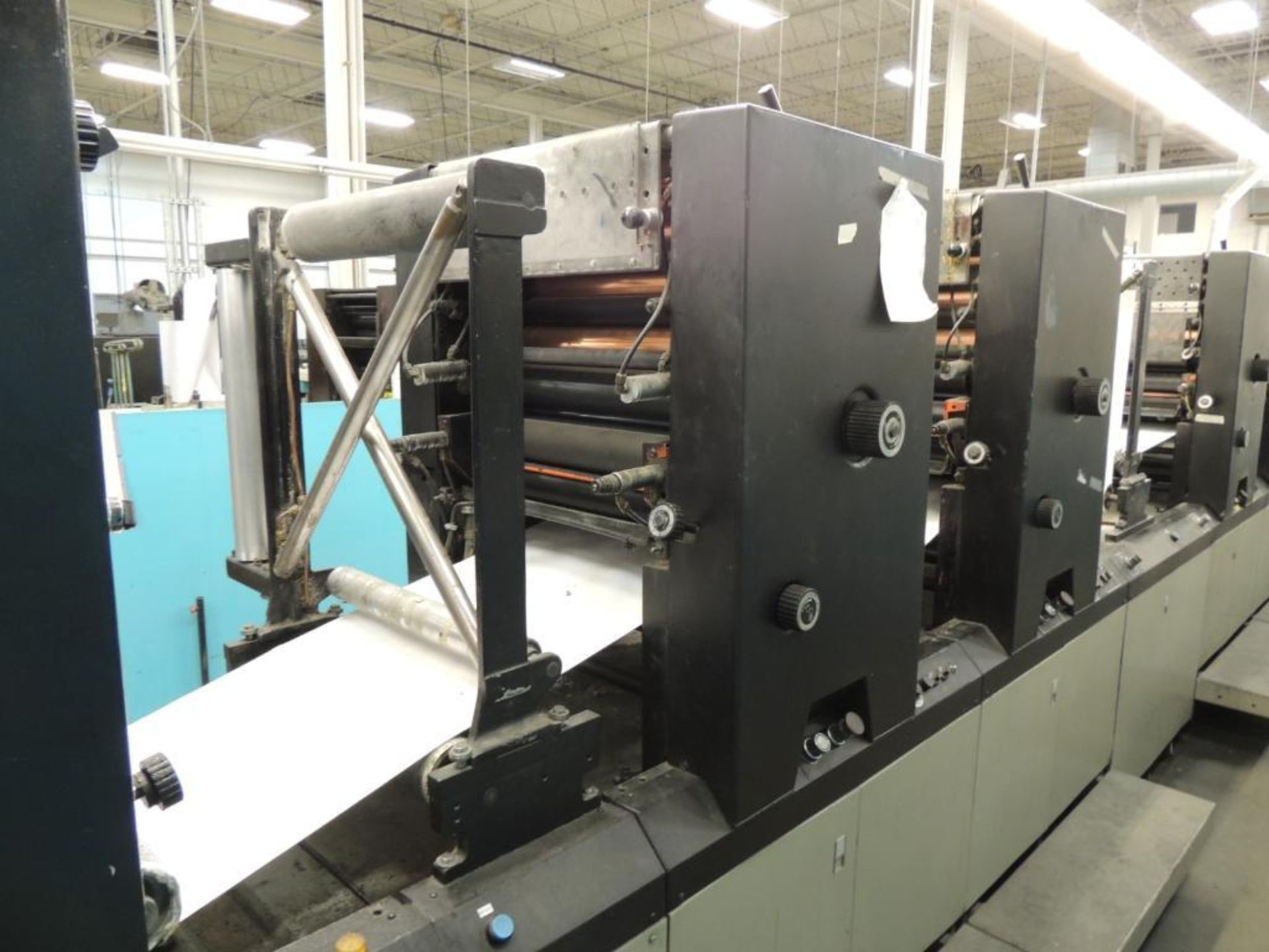 Didde 860 Printing Offset Press, 8-Color, 18 in. Web Width x 22 in. Cutoff, Martin Automatic Roll Sp - Image 8 of 31