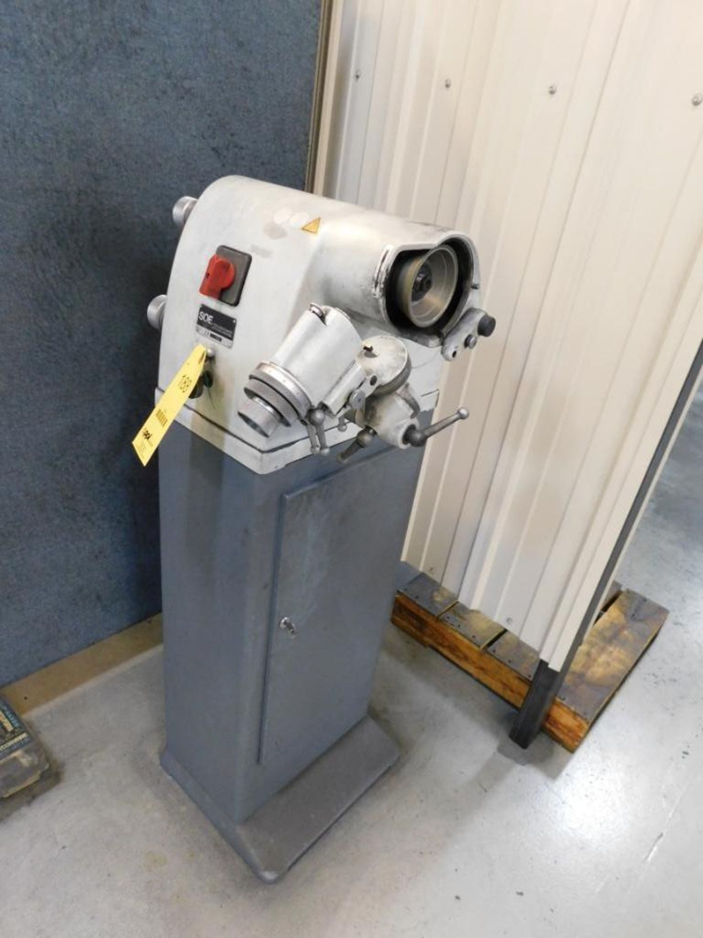 Deckel Tool and Cutter Grinder, Model SOE