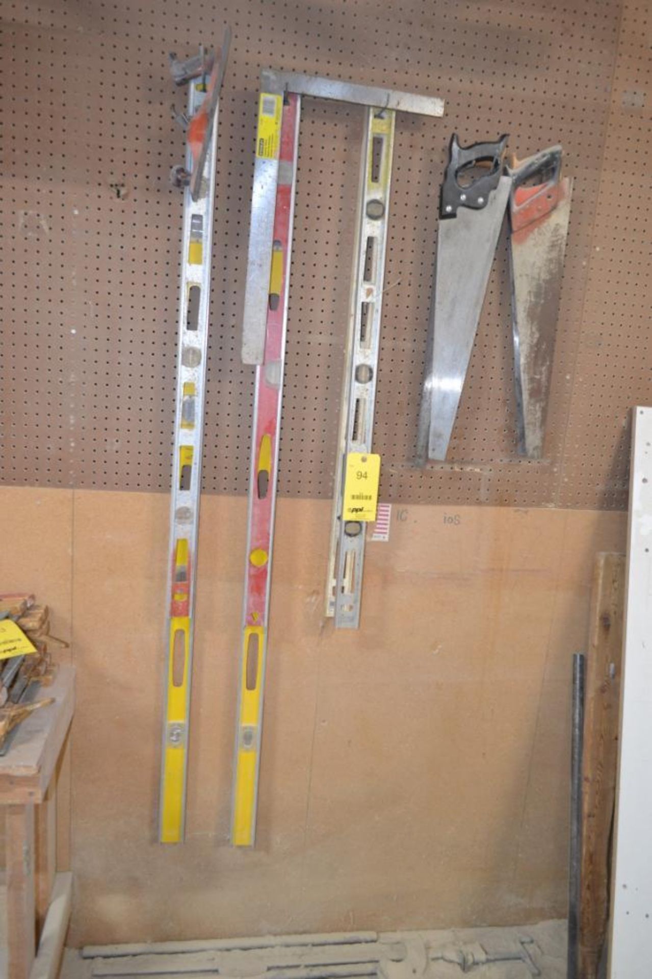 LOT: Assorted Levels & Saws
