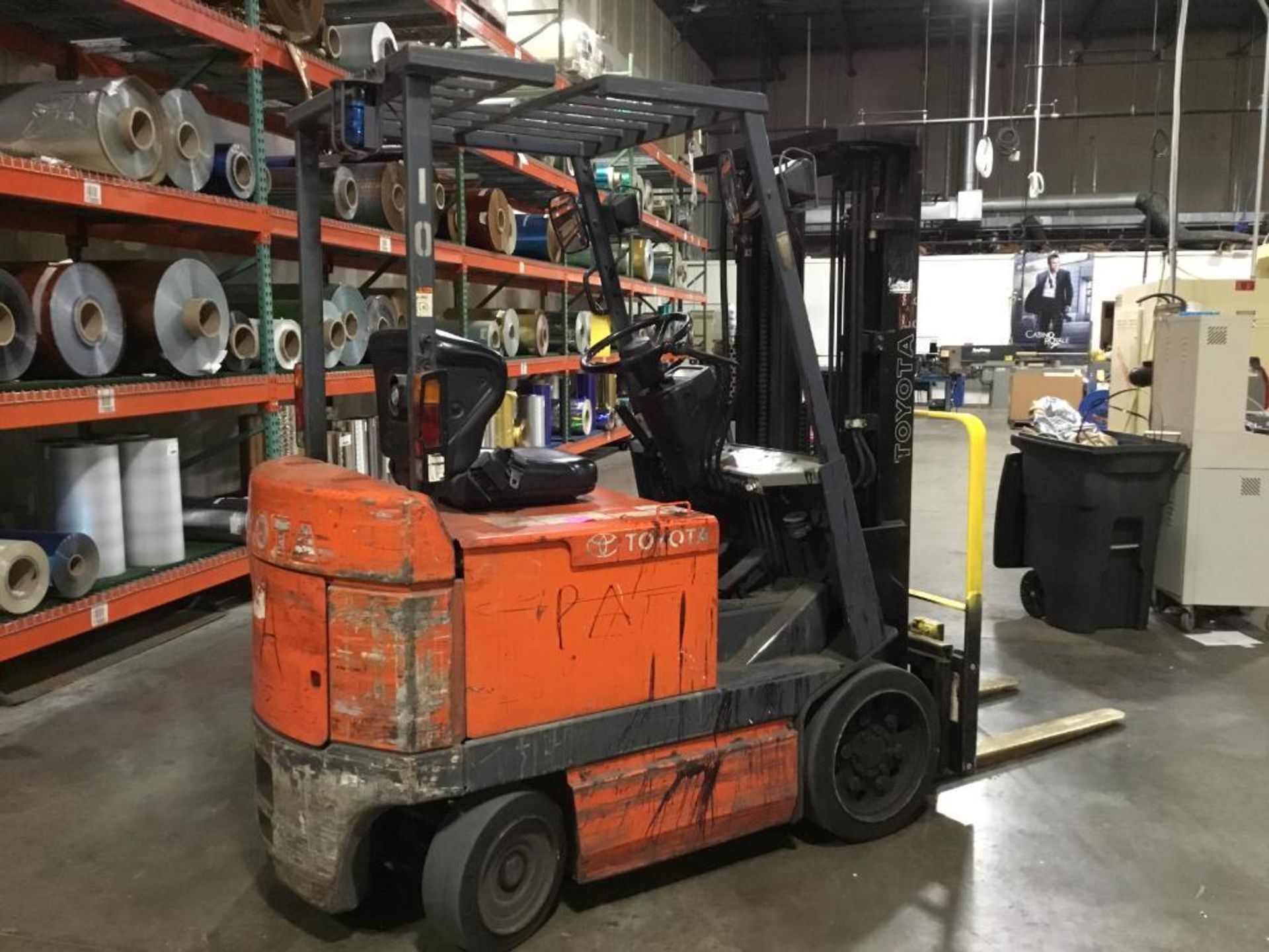 Toyota M/N 30-5FBCU25 Electric 5000lb. Forklift S/N 60414, with Side Shifter, Mac Phazer 36V battery - Image 3 of 5