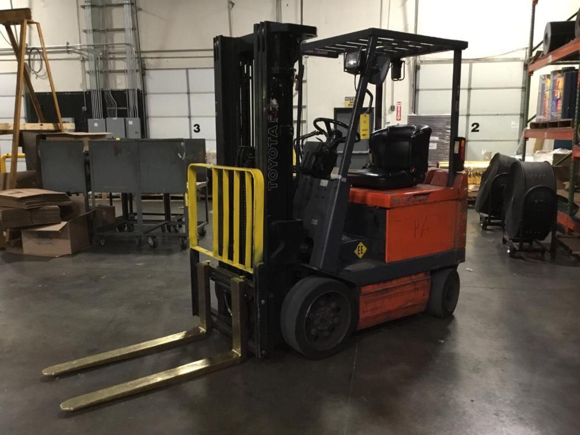 Toyota M/N 30-5FBCU25 Electric 5000lb. Forklift S/N 60414, with Side Shifter, Mac Phazer 36V battery