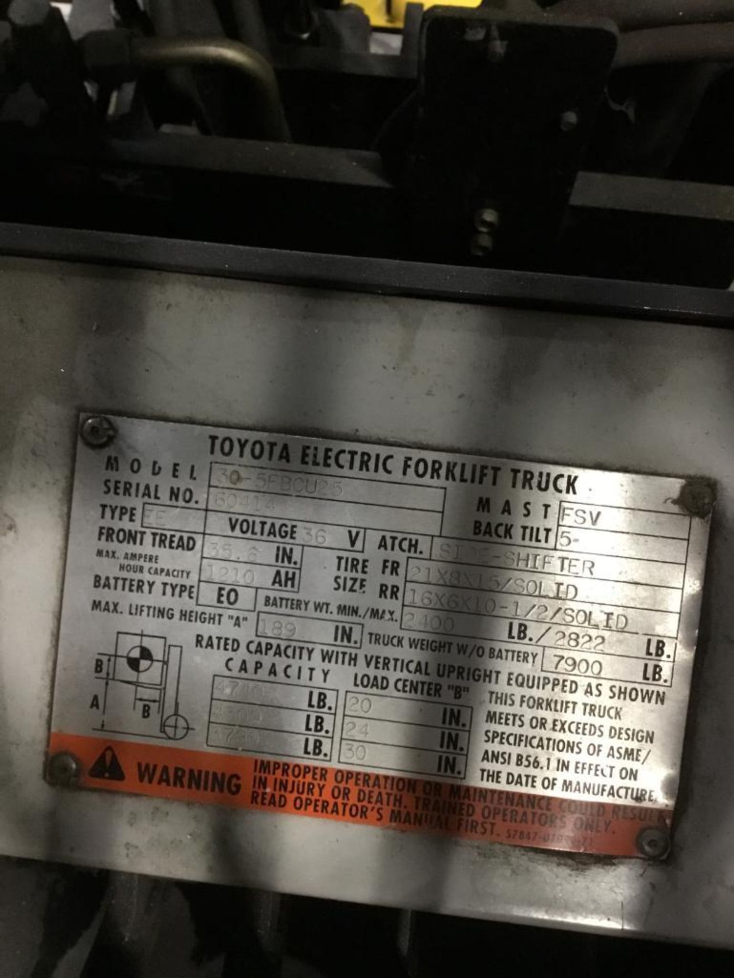 Toyota M/N 30-5FBCU25 Electric 5000lb. Forklift S/N 60414, with Side Shifter, Mac Phazer 36V battery - Image 4 of 5