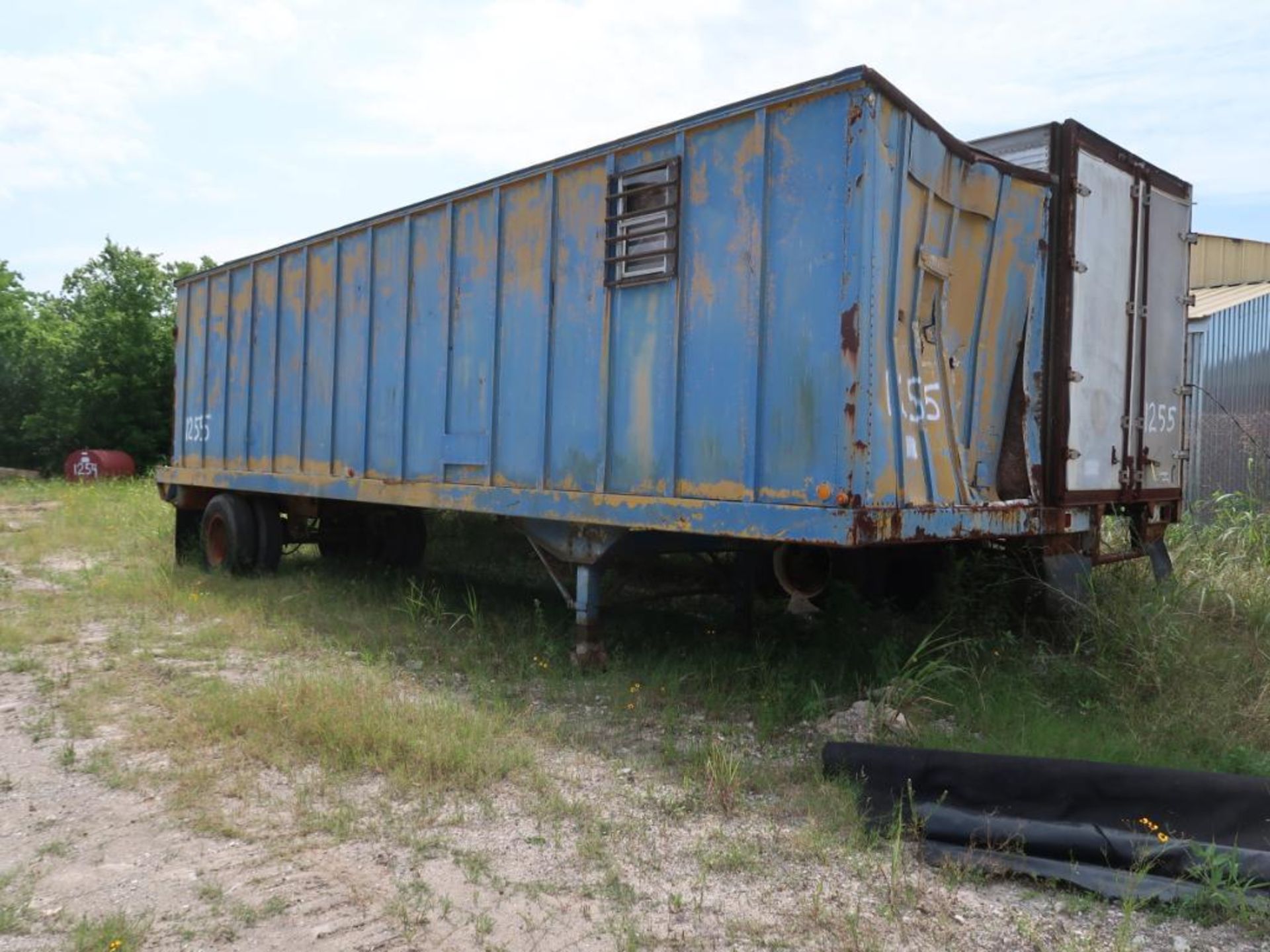 LOT: (2) Semi Trailers with Contents including Sonotubes & Concrete Supplies - Image 3 of 5