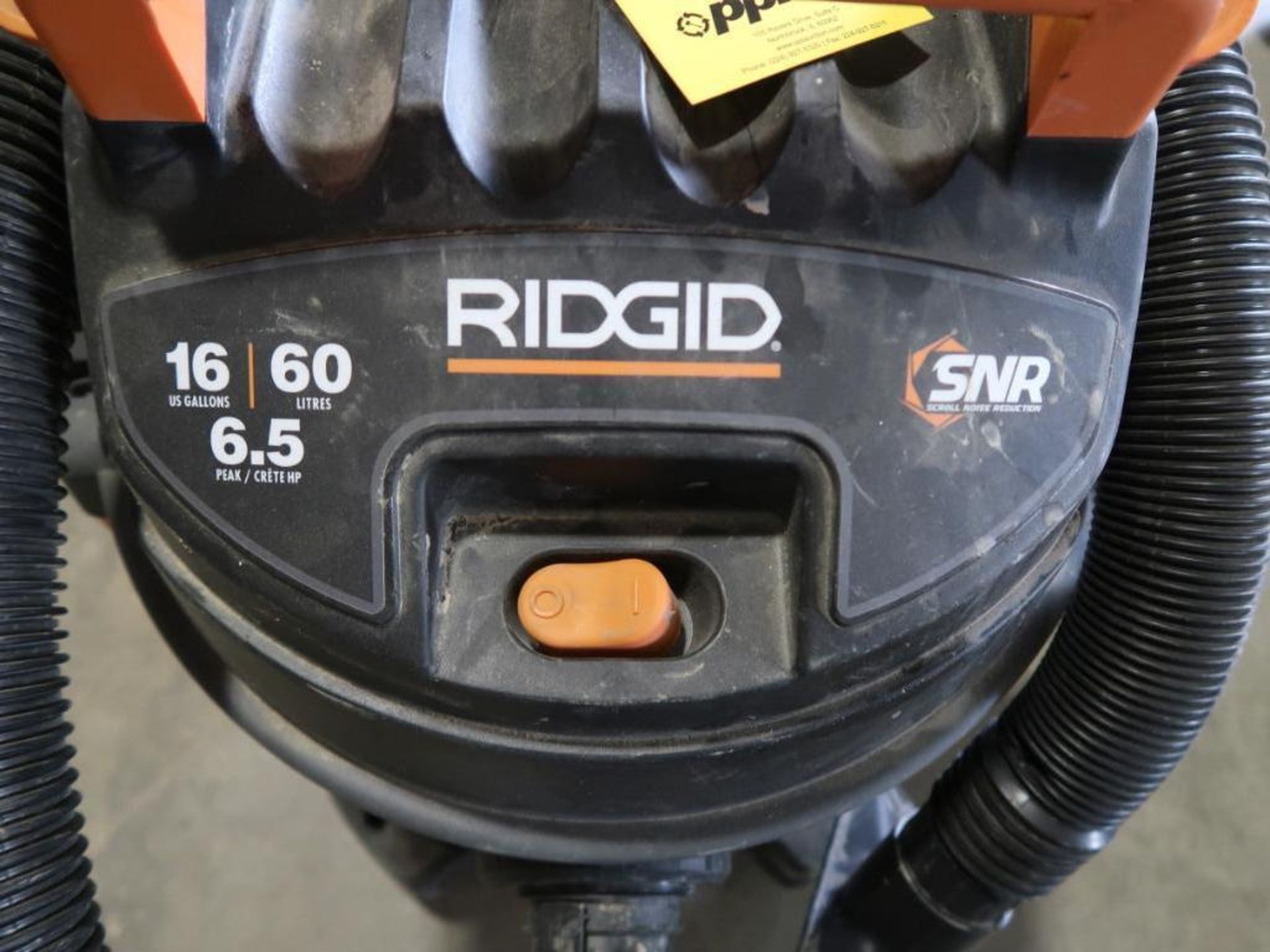 LOT: (1) Ridgid 16 Gallon Wet/Dry Vacuum, (1) Ridgid 9 Gallon Vacuum Model HD0900 (new) - Image 2 of 4