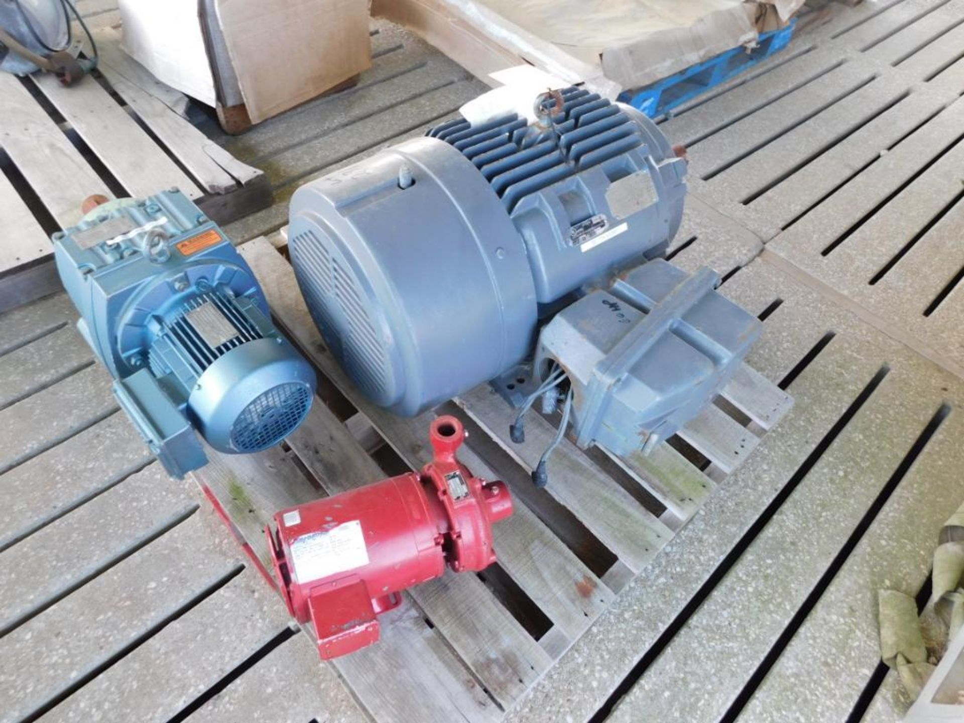 LOT: 60 HP Electric Motor & Gear Reduction Unit (located in Barn C)