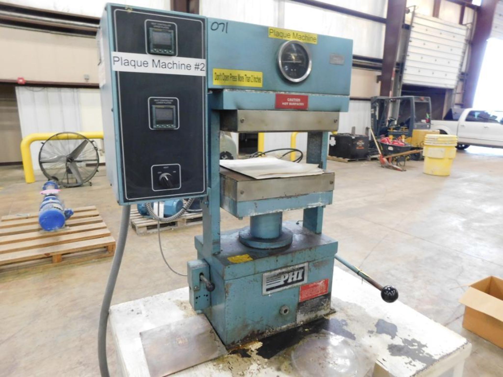 PHI Approx. 20 Ton Manual Bench Hydraulic Compression Press Model PW220H, S/N 05-04-008 (2005),