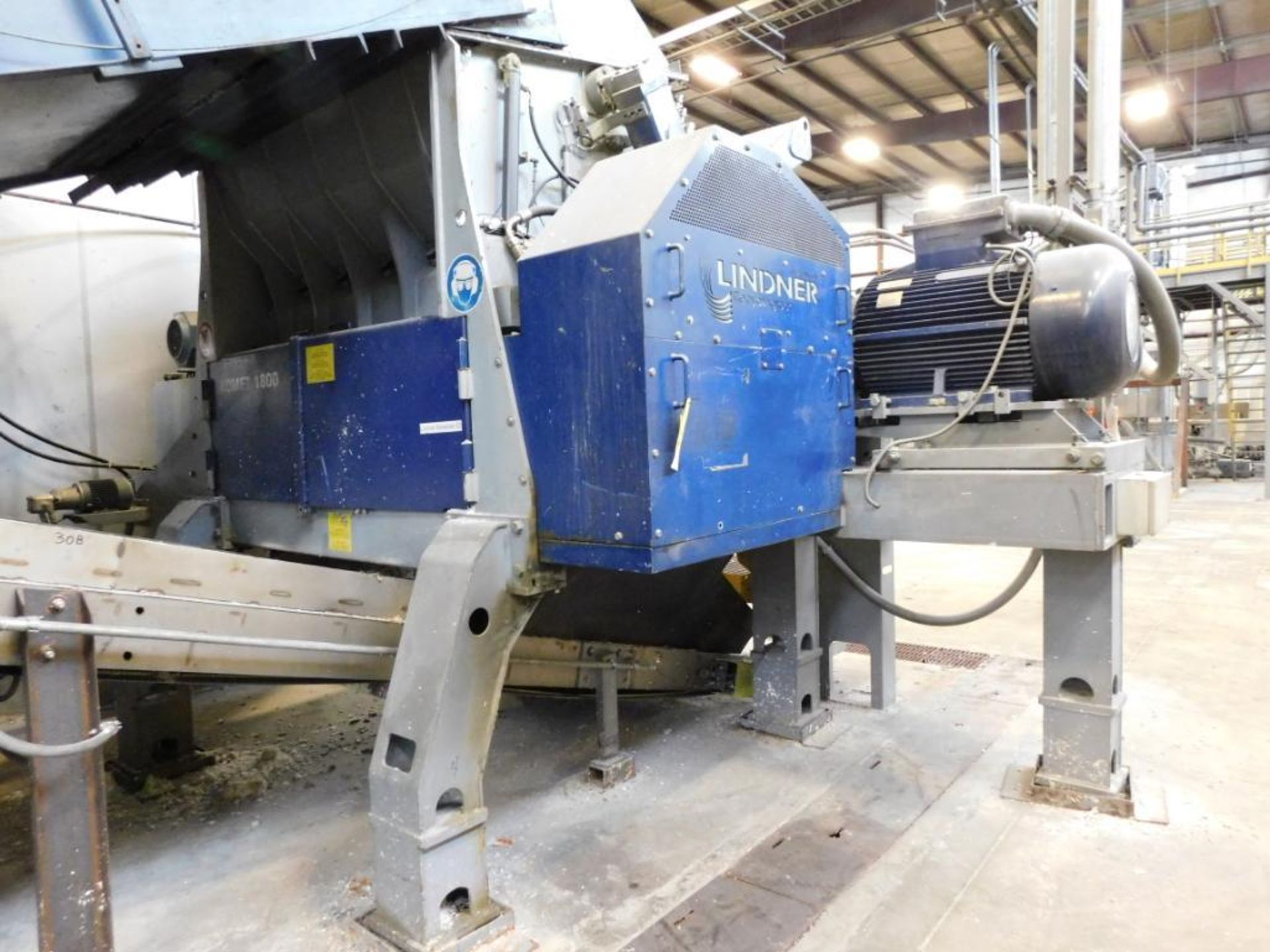 LOT: Shredder Line with Infeed & Outfeed Conveyors consisting of Lots #45, #46, #47, #48 - Image 2 of 10