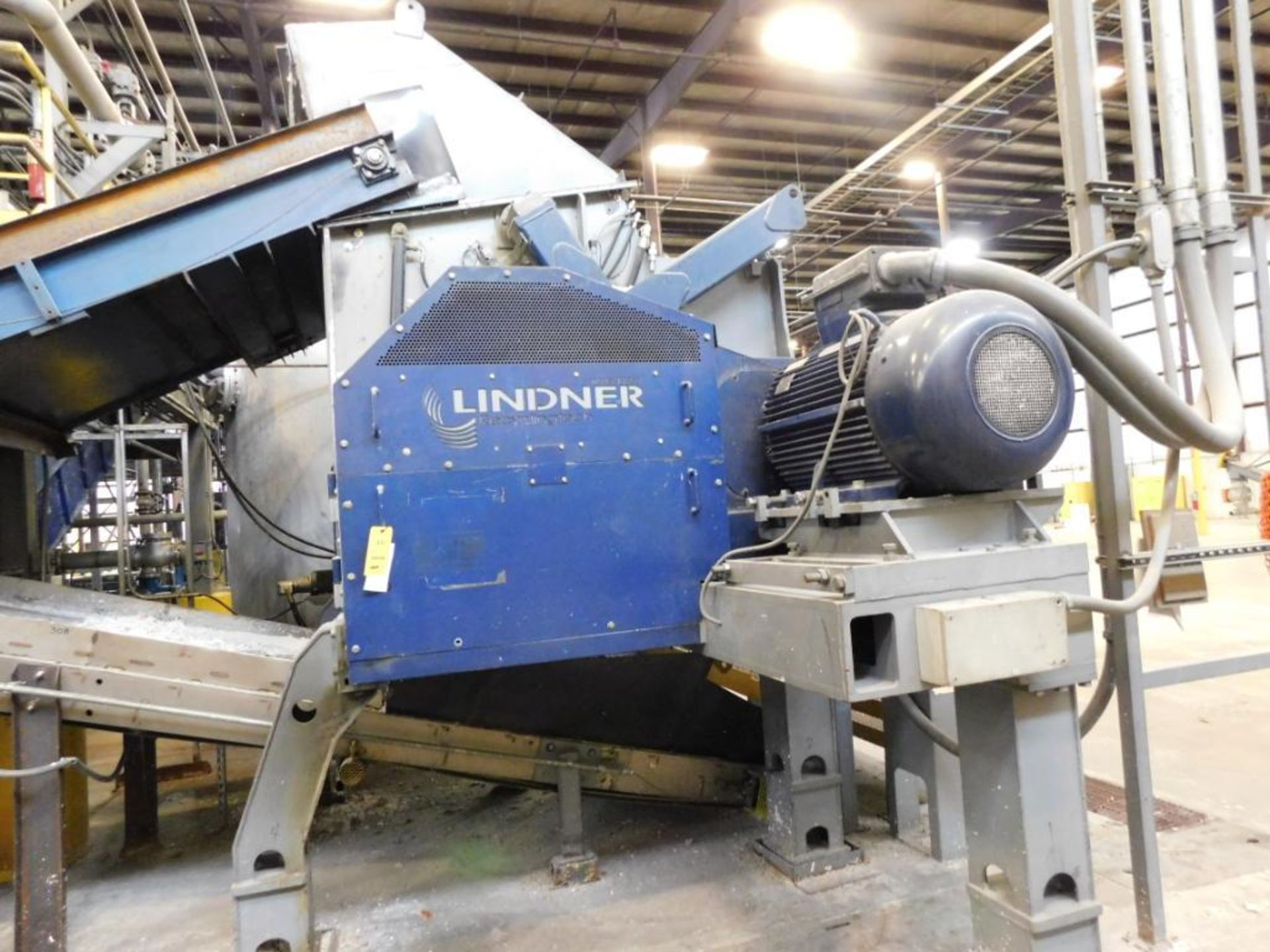 LOT: Shredder Line with Infeed & Outfeed Conveyors consisting of Lots #45, #46, #47, #48 - Image 3 of 10