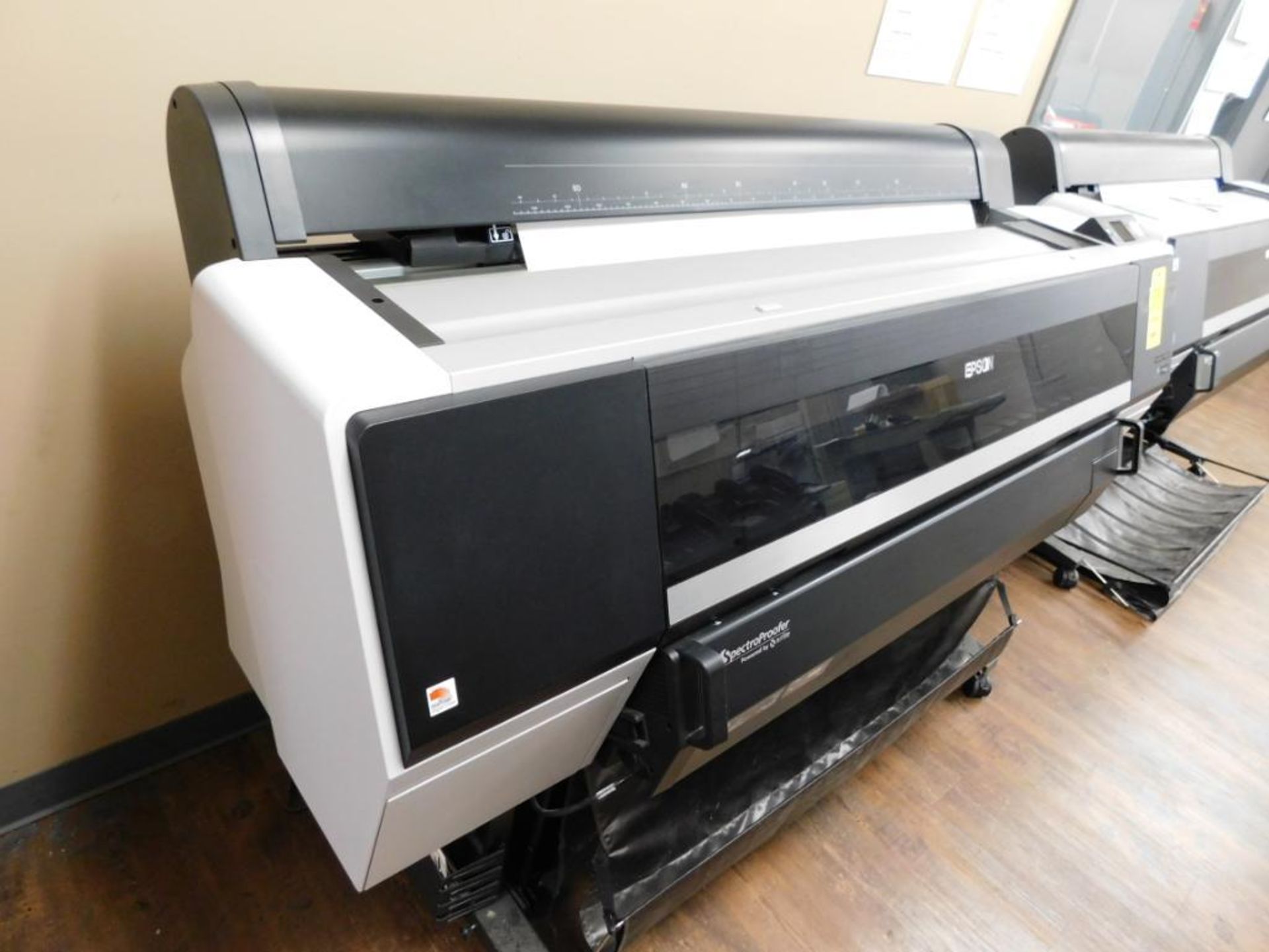 EPSON Sure Color P9000 Spectro Proofer 44 in. Powered by X-RITE, S/N VM7E 003022 - Image 2 of 3