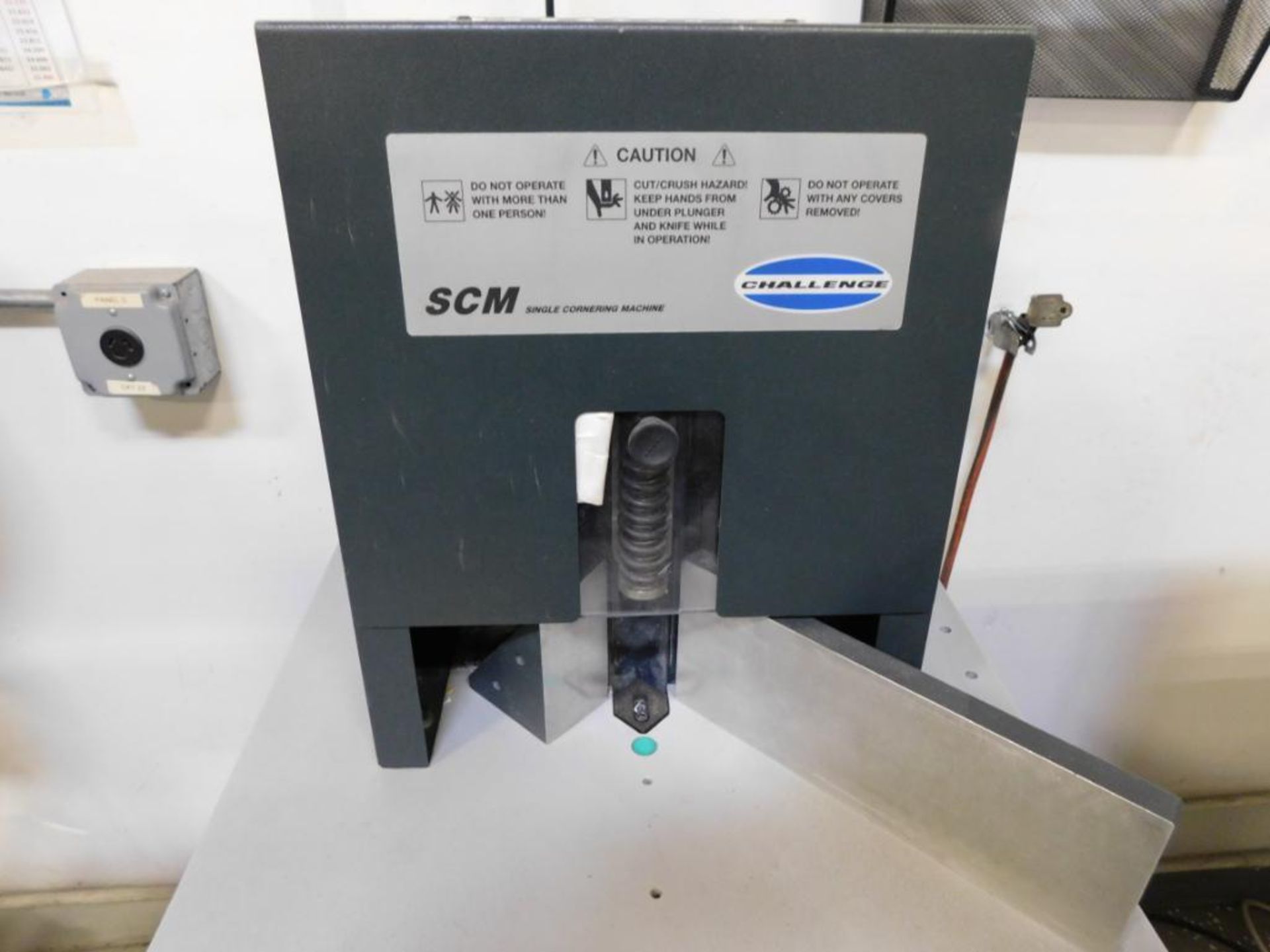 CHALLENGE SCM Model CMC-431B Single Round Cornering Machine S/N 142618B - Image 2 of 2