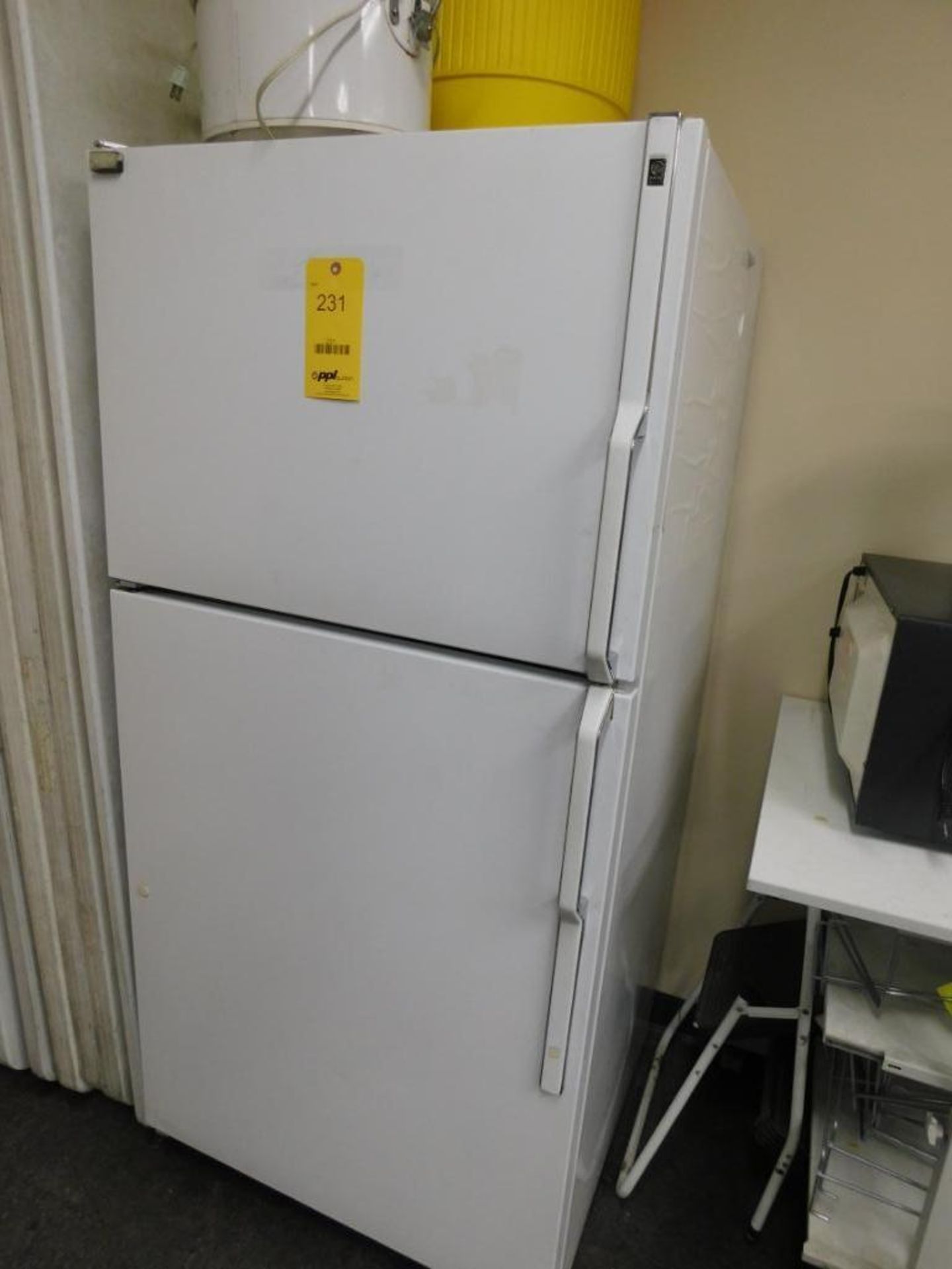 LOT: GE Refrigerator, (3) Microwaves, Toaster, Oven, Coffee Maker
