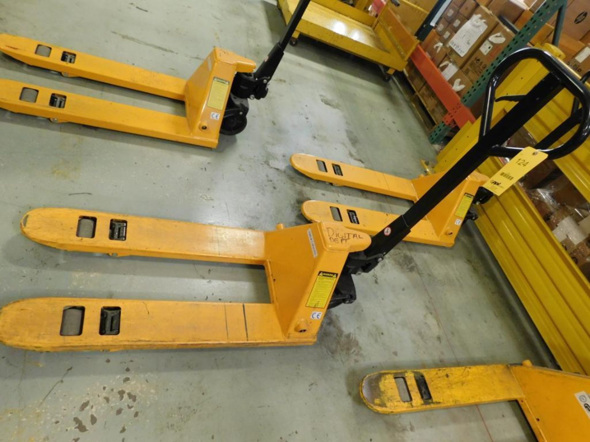 Short Nose Pallet Jack