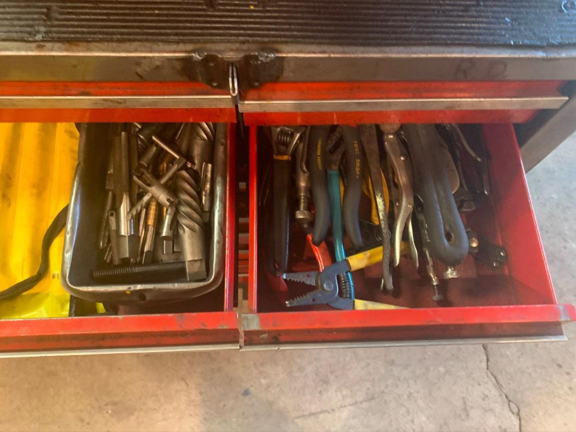 LOT: Craftsman Tool Bench, with Contents - Image 4 of 6