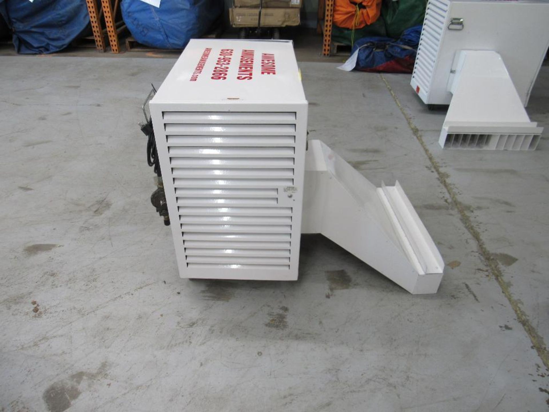 LB White 170,000 BTU Tent Heater - Image 3 of 3