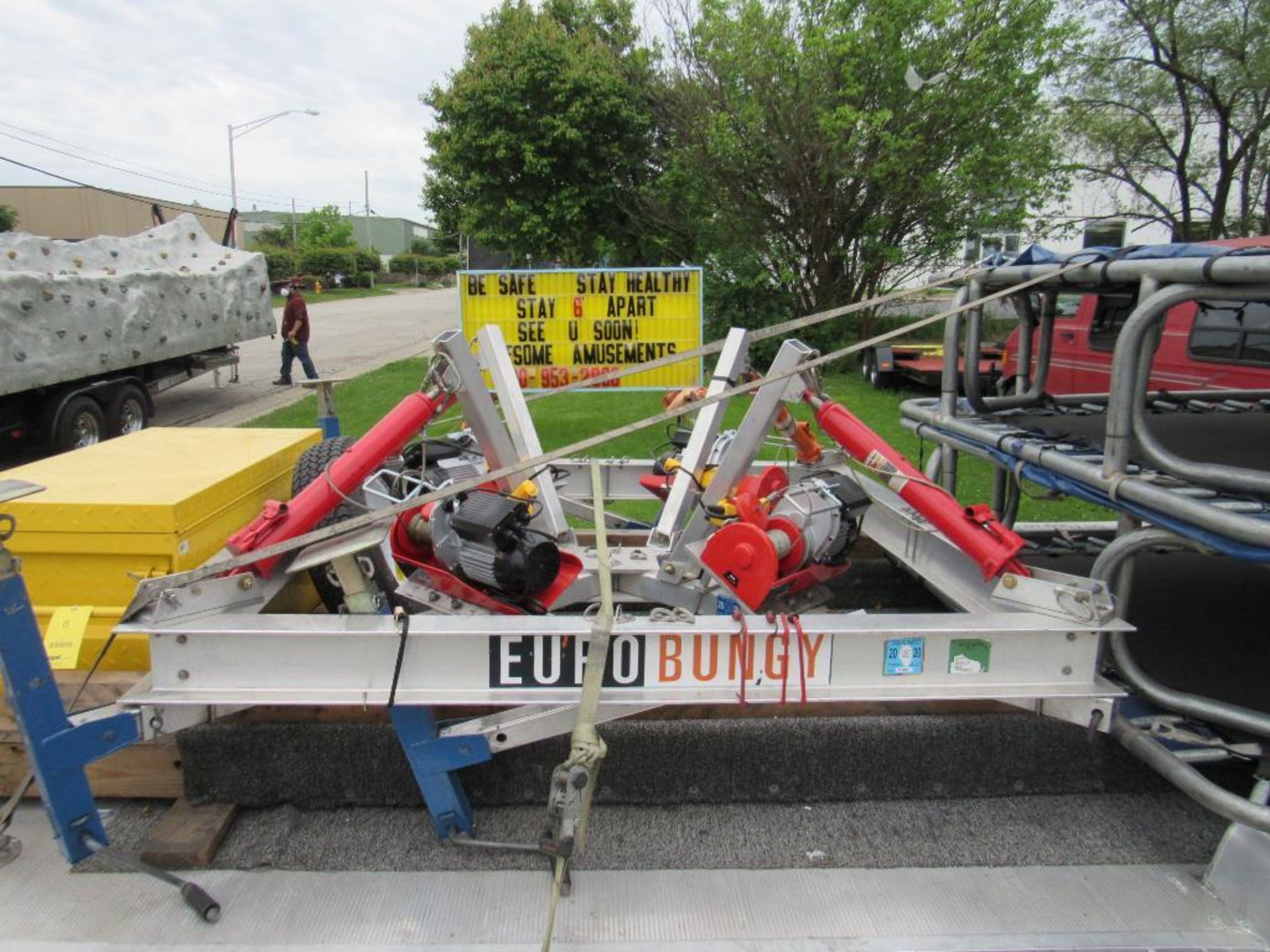 BULK LOT: 4 person Eurobungy unit with 6' x 10' trampolines and custom 20' Alumna car hauler trailer - Image 8 of 13