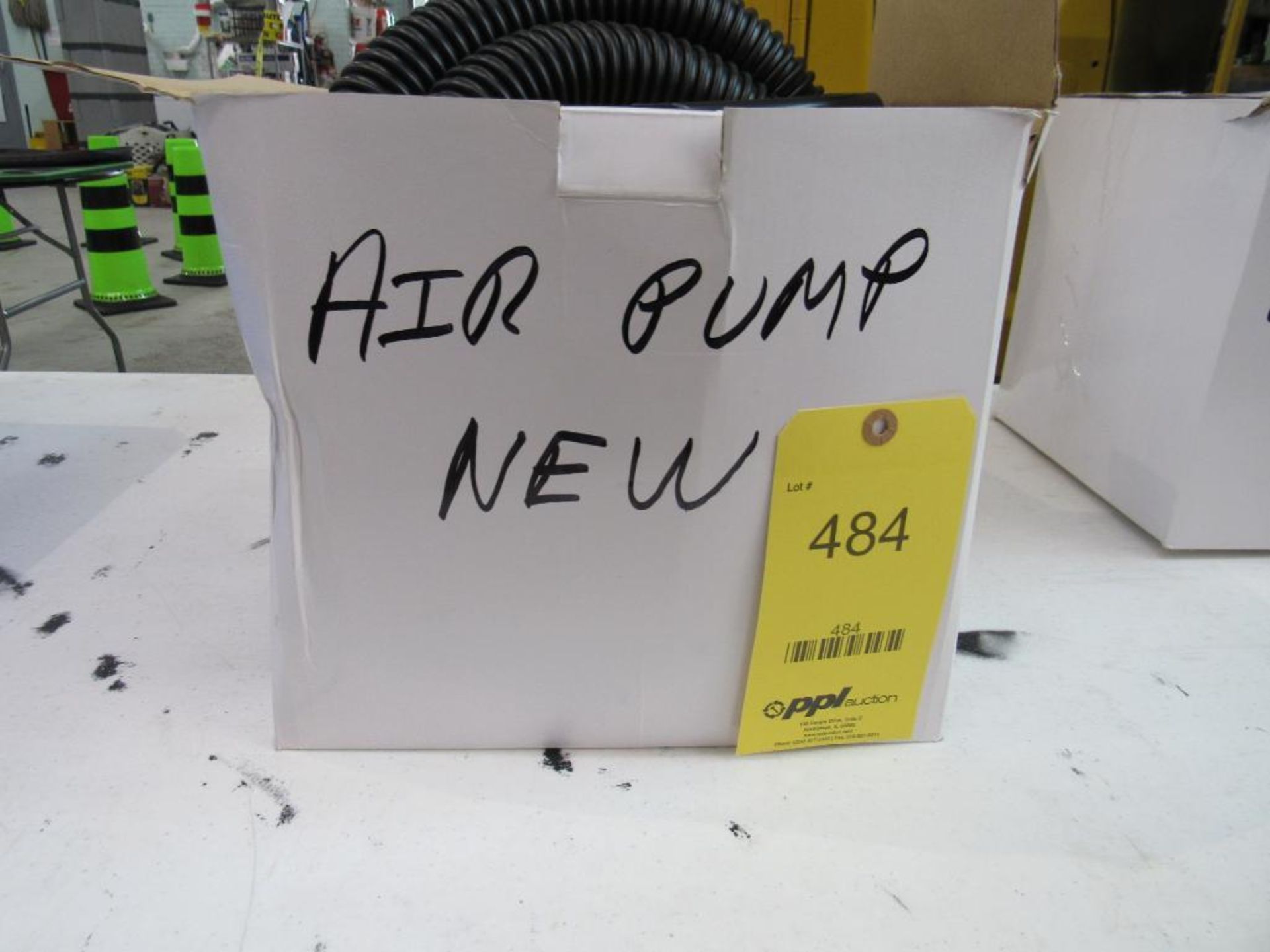 Air Pump (New) - Image 2 of 2