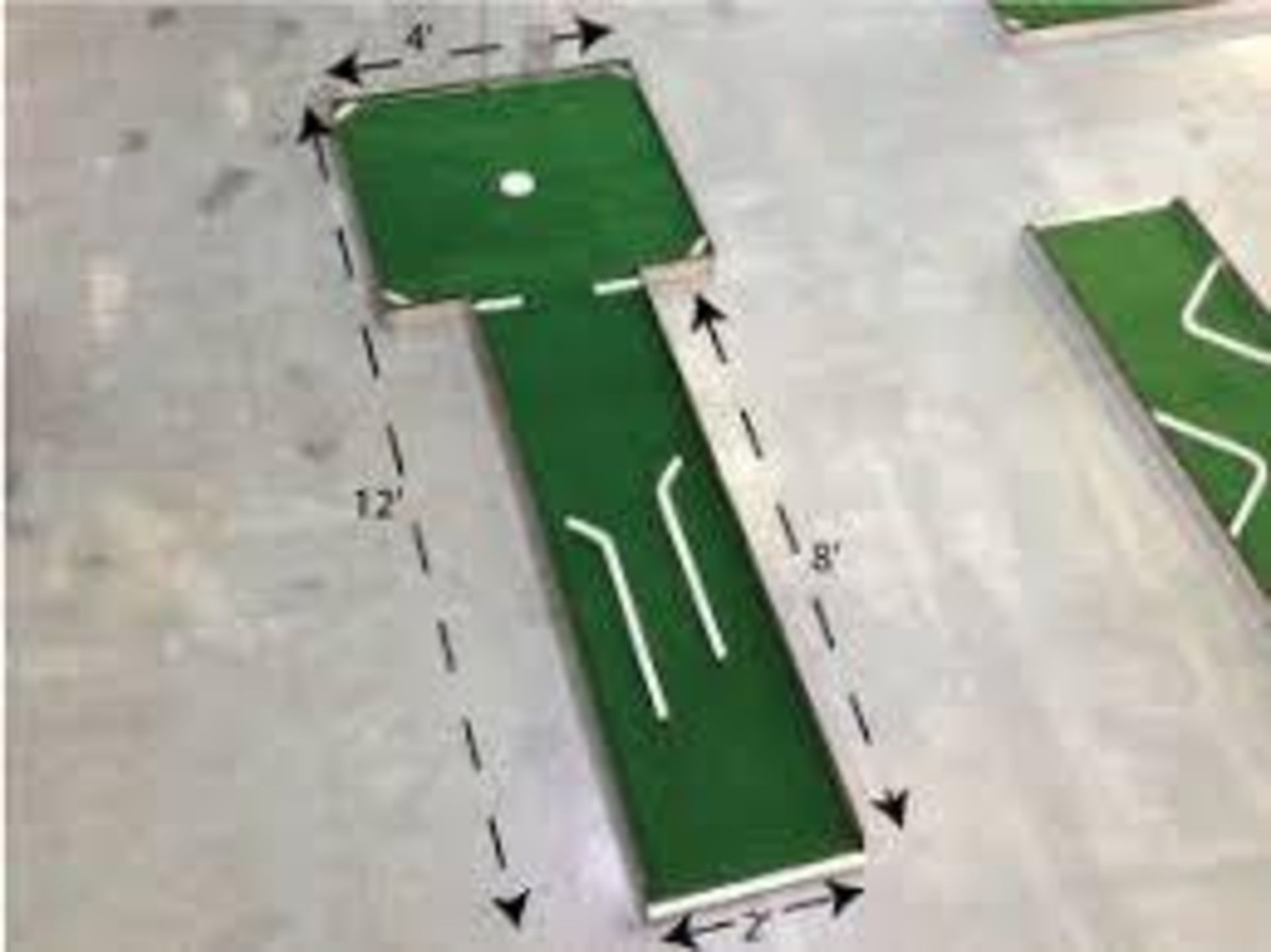 9-Hole Mini Golf System Complete with Obstacles, Putters, Golf Balls nad Storage Rack on Wheels - Image 2 of 6