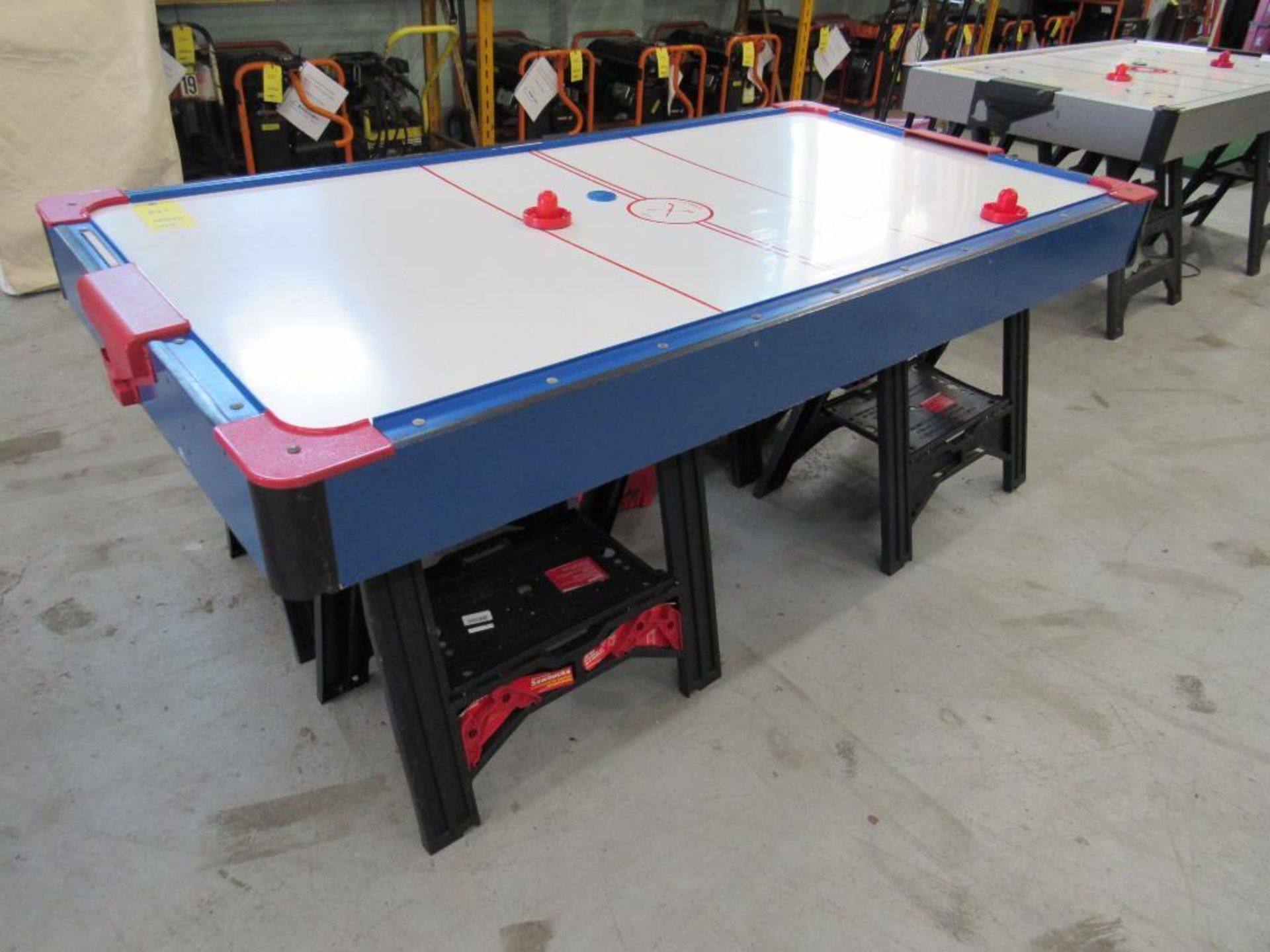 Air Hockey Table