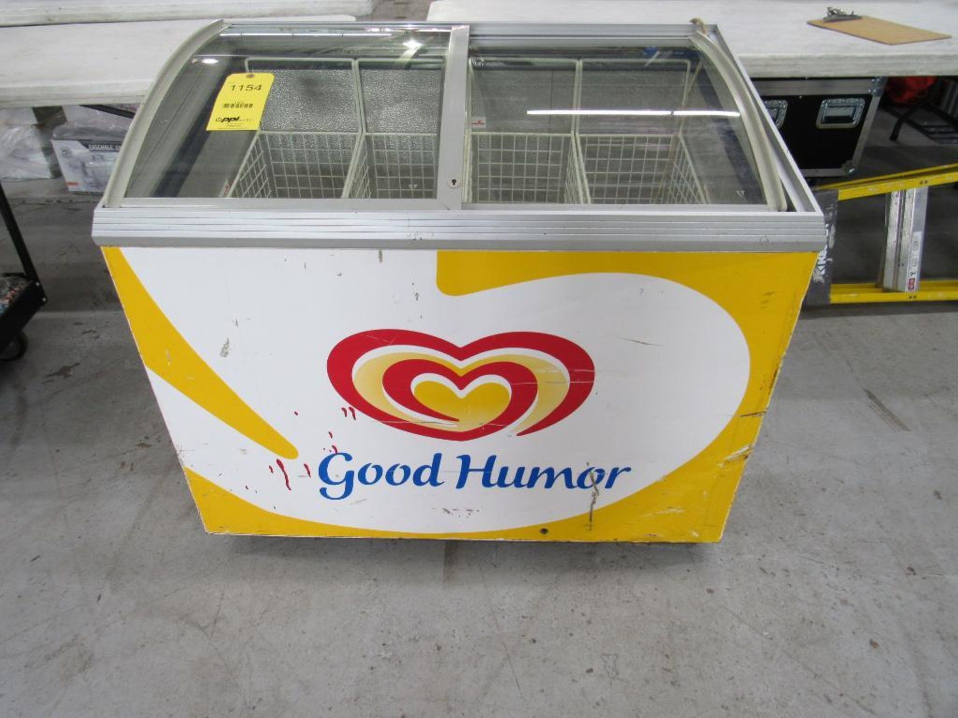 GOOD HUMOR Freezer, Sliding Tops