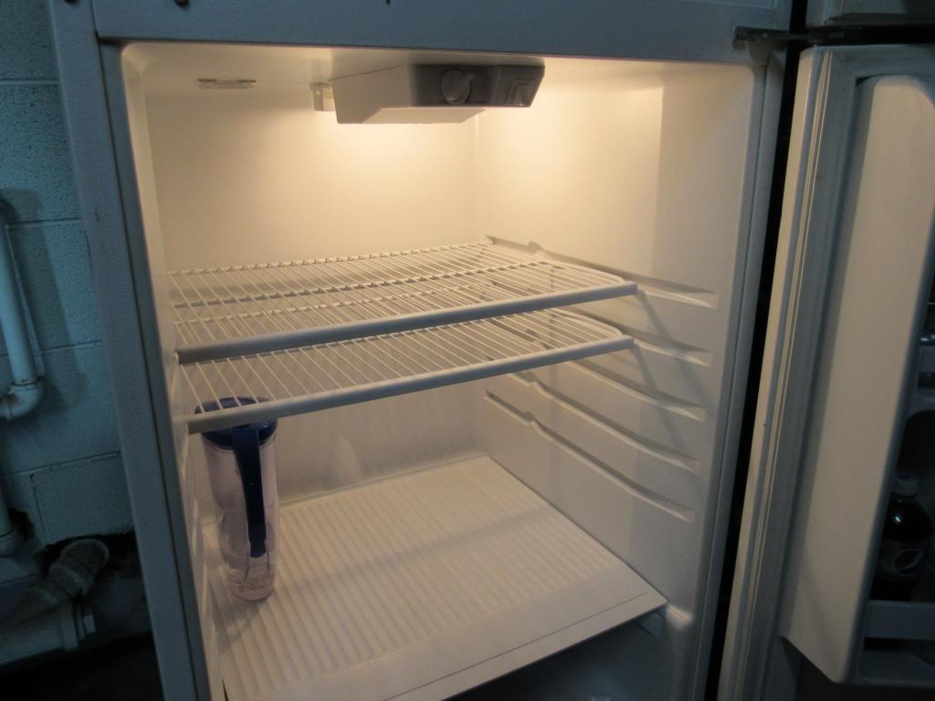 Refrigerator - Image 6 of 7