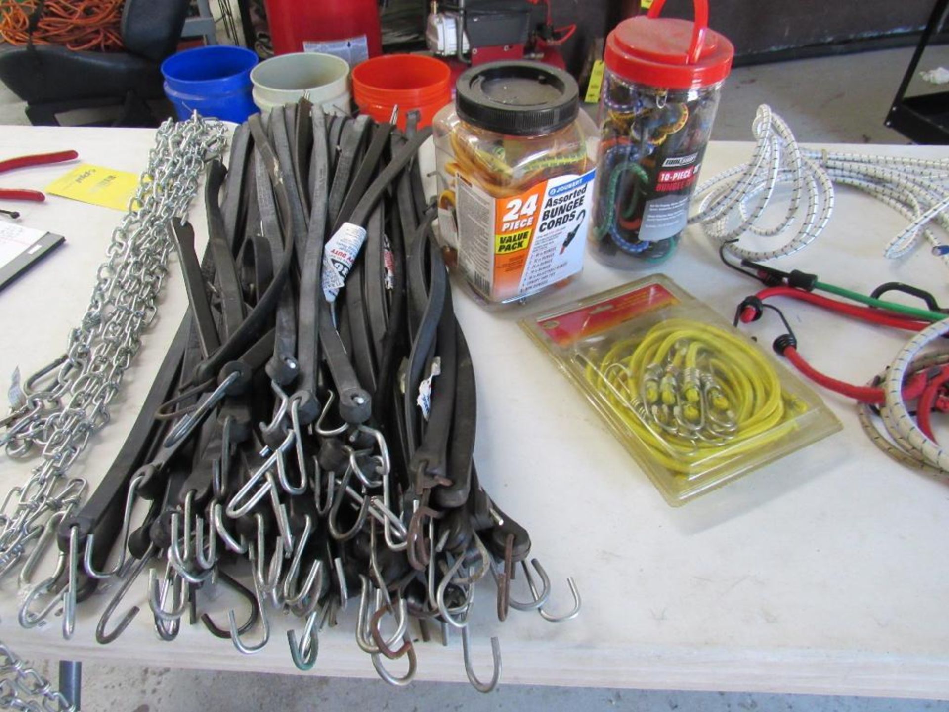 LOT: Large Quantity of Bungee Cords and Straps - Image 2 of 6