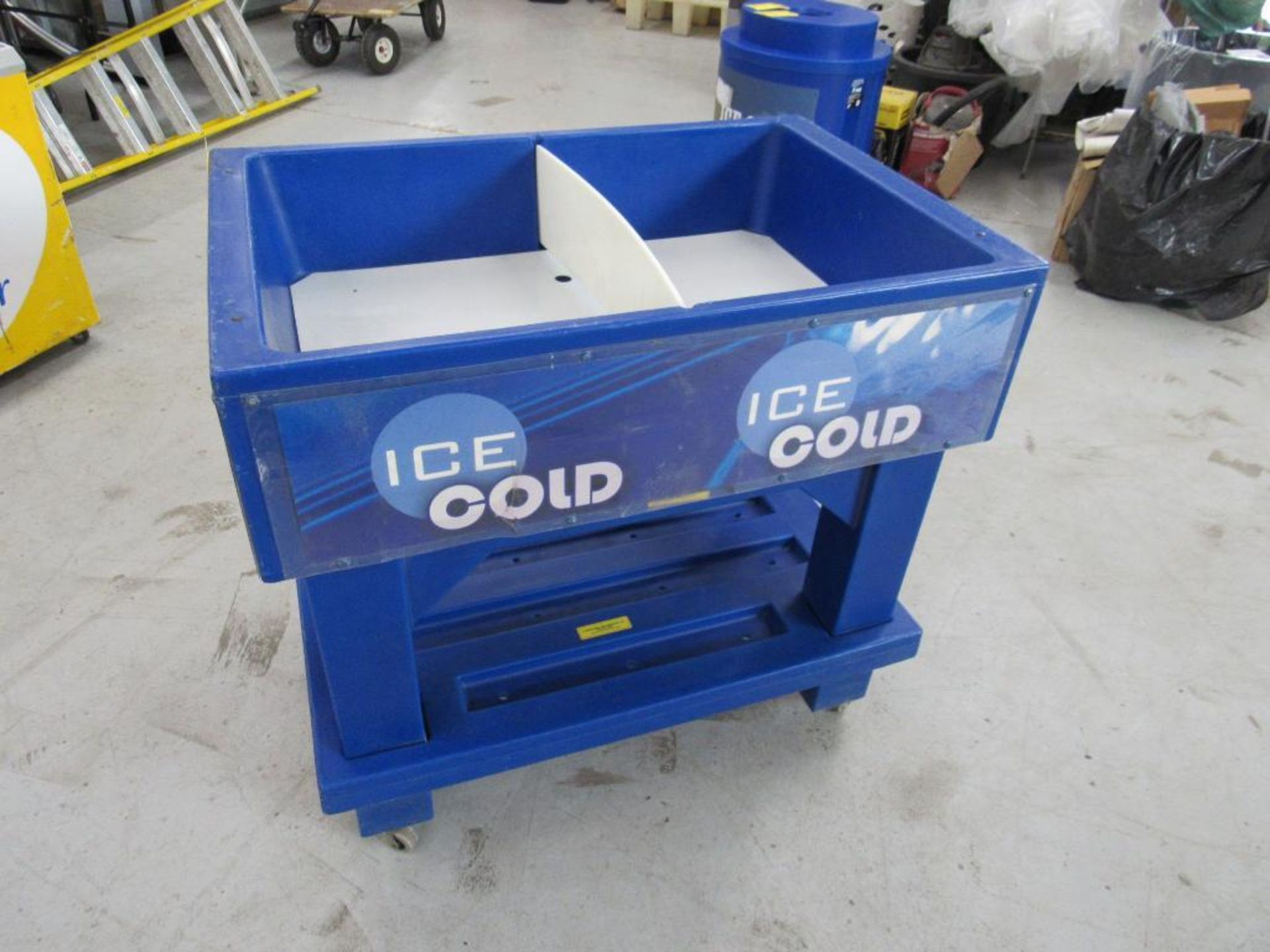 TEXAS JR Icer Rolling Cooler