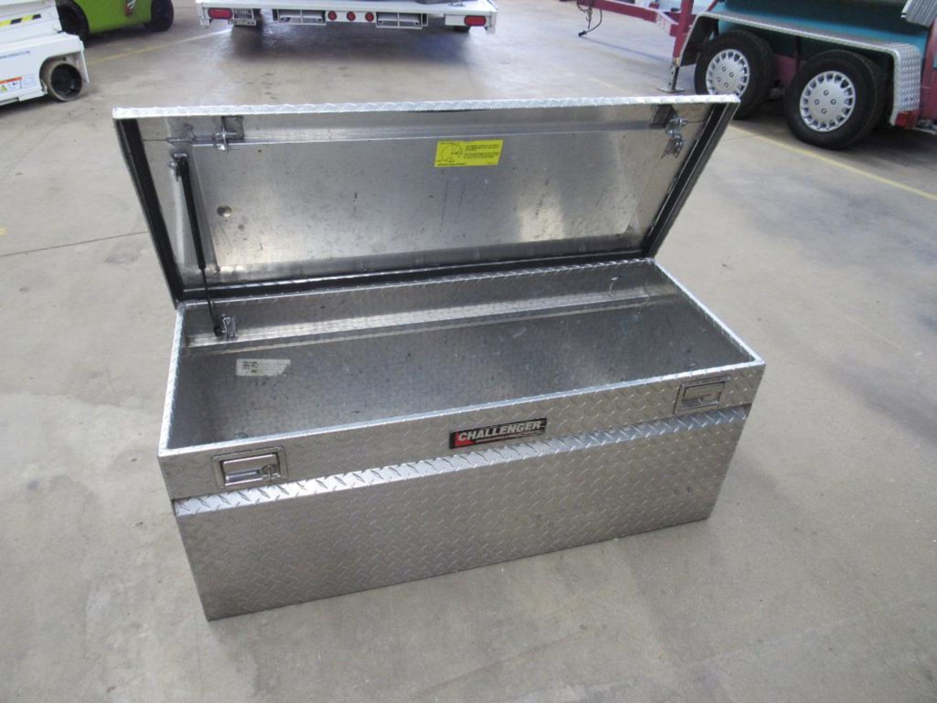 CHALLENGE Aluminum Truck Bed Tool Box 4 ft. x 20 in. x 20 in.