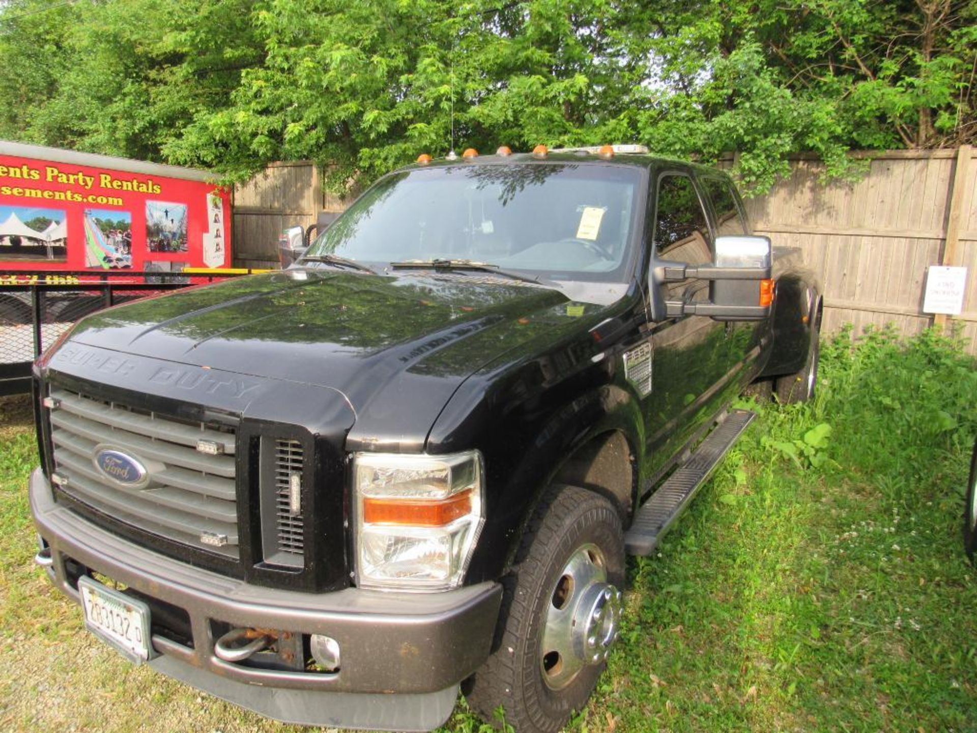 FORD 2009 F350 Crew Cab Dually, VIN 1FTWW33Y99EA69118, 191,024 Indicated Miles (NEEDS ENGINE - EMERG