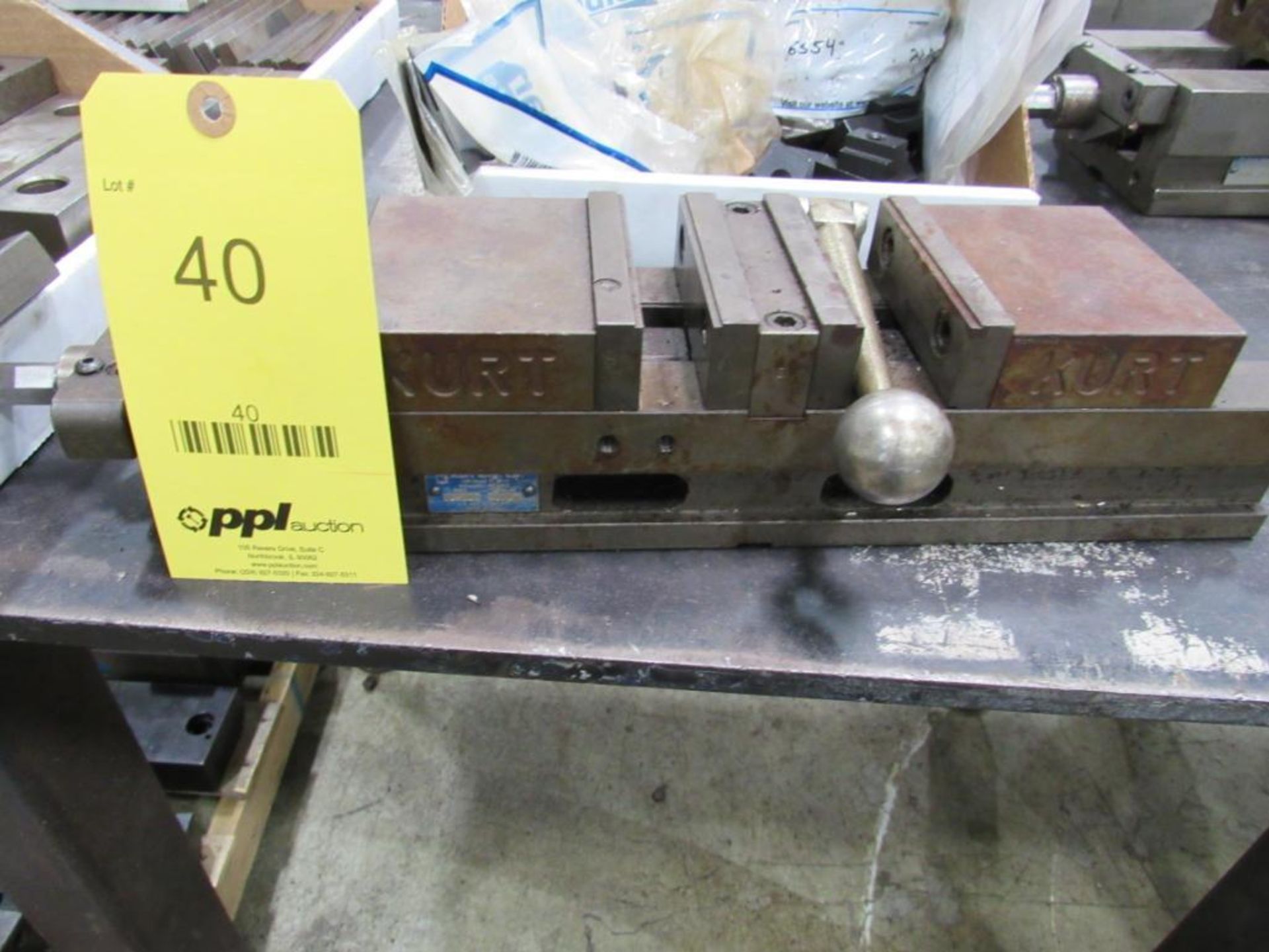 Kurt 4 in. Double Lock Vise Model DL-4000