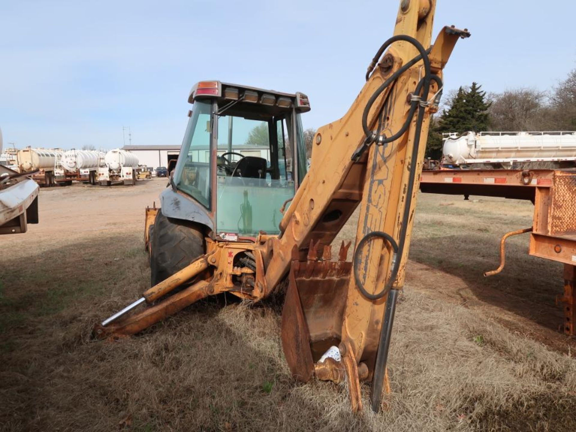 2006 Case Model 580 Super L, Backhoe Loader, 24 in. Bucket, (AS IS - NEEDS TRANSMISSION SEAL), S/N J - Image 2 of 4