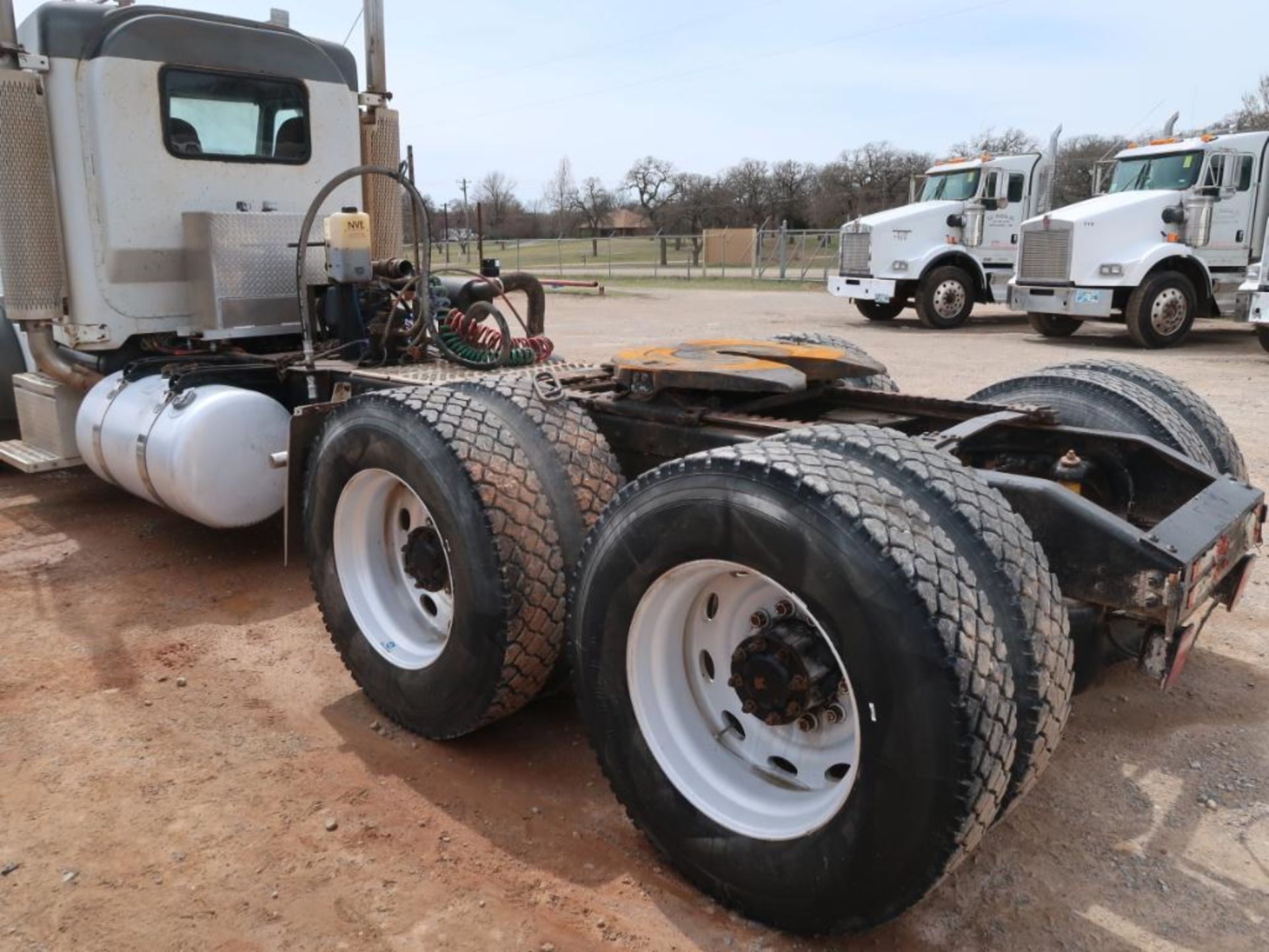 2006 Peterbilt Model 379, Tandem Axle Conventional Tractor, 14.6L L6 Diesel, Masport Vacuum Pump, We - Image 4 of 9