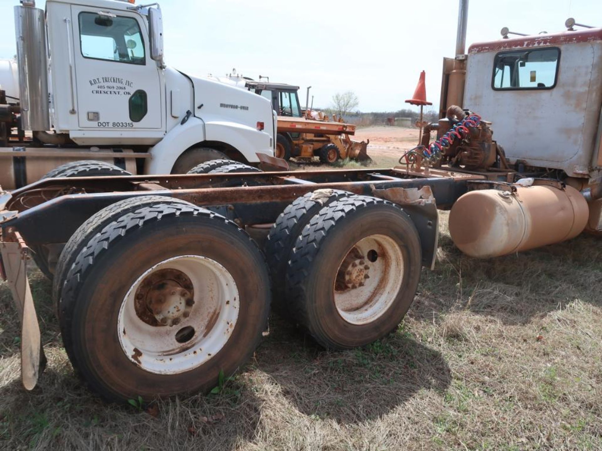 1994 Peterbilt Model 379, Tandem Axle Tractor, 14.GL LG Diesel, Masport and Gear Pumps, (AS IS - NOT - Image 3 of 10