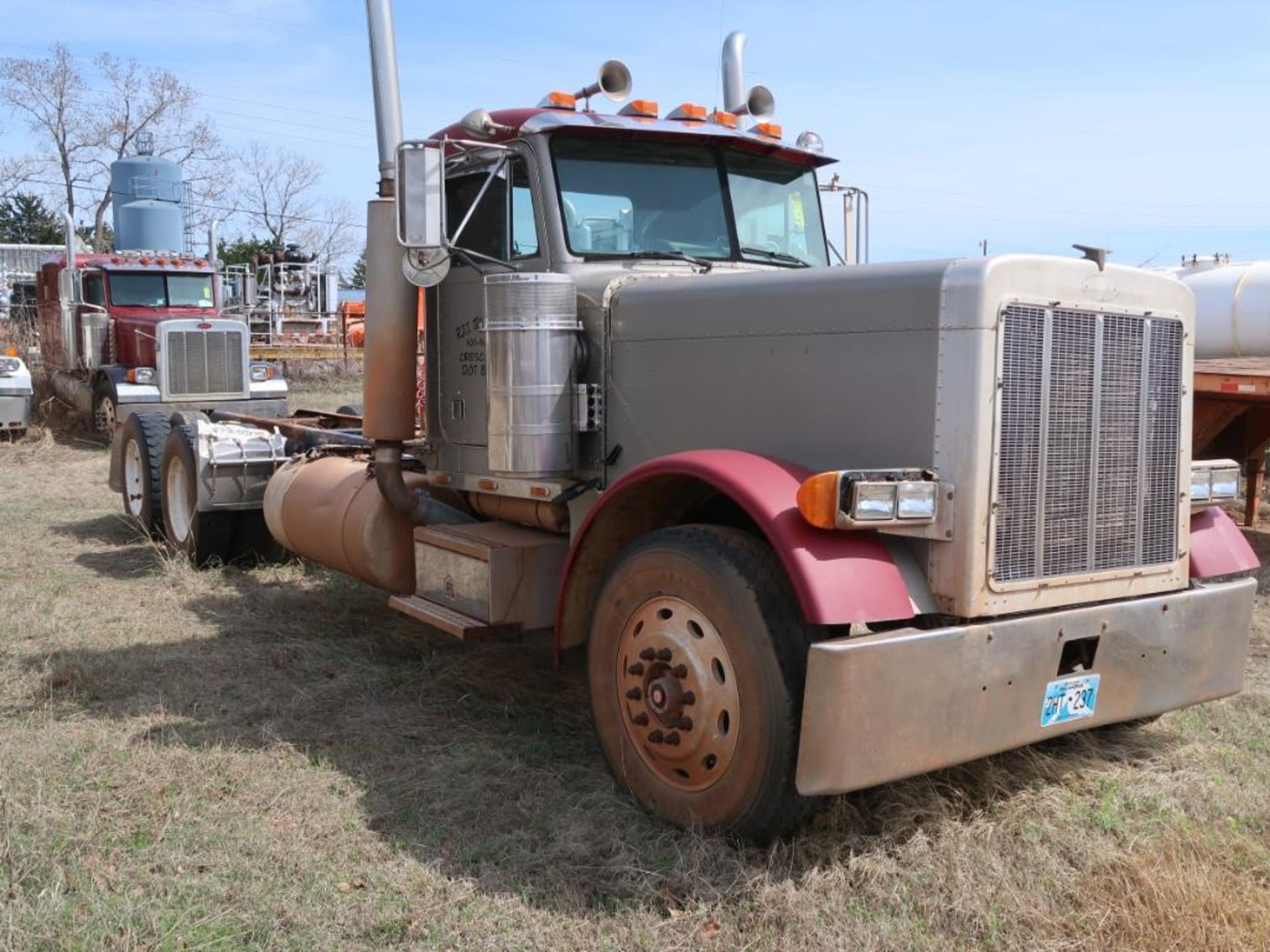 1994 Peterbilt Model 379, Tandem Axle Tractor, 14.GL LG Diesel, Masport and Gear Pumps, (AS IS - NOT - Image 2 of 10