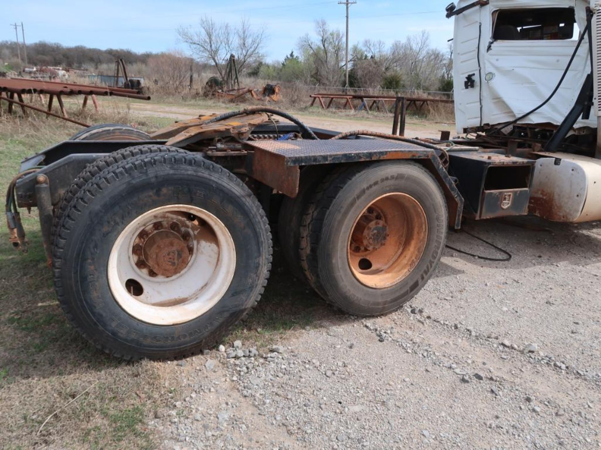 2012 Volvo Model VHD, Tandem Axle Tractor, D13 Volvo 12.8L LG Diesel, (AS IS - ROLLOVER TOTAL) VIN: - Image 5 of 5