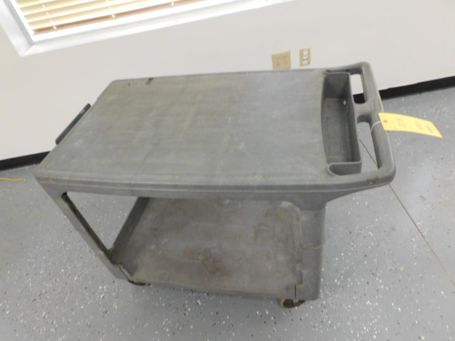 Rubbermaid Shop Cart